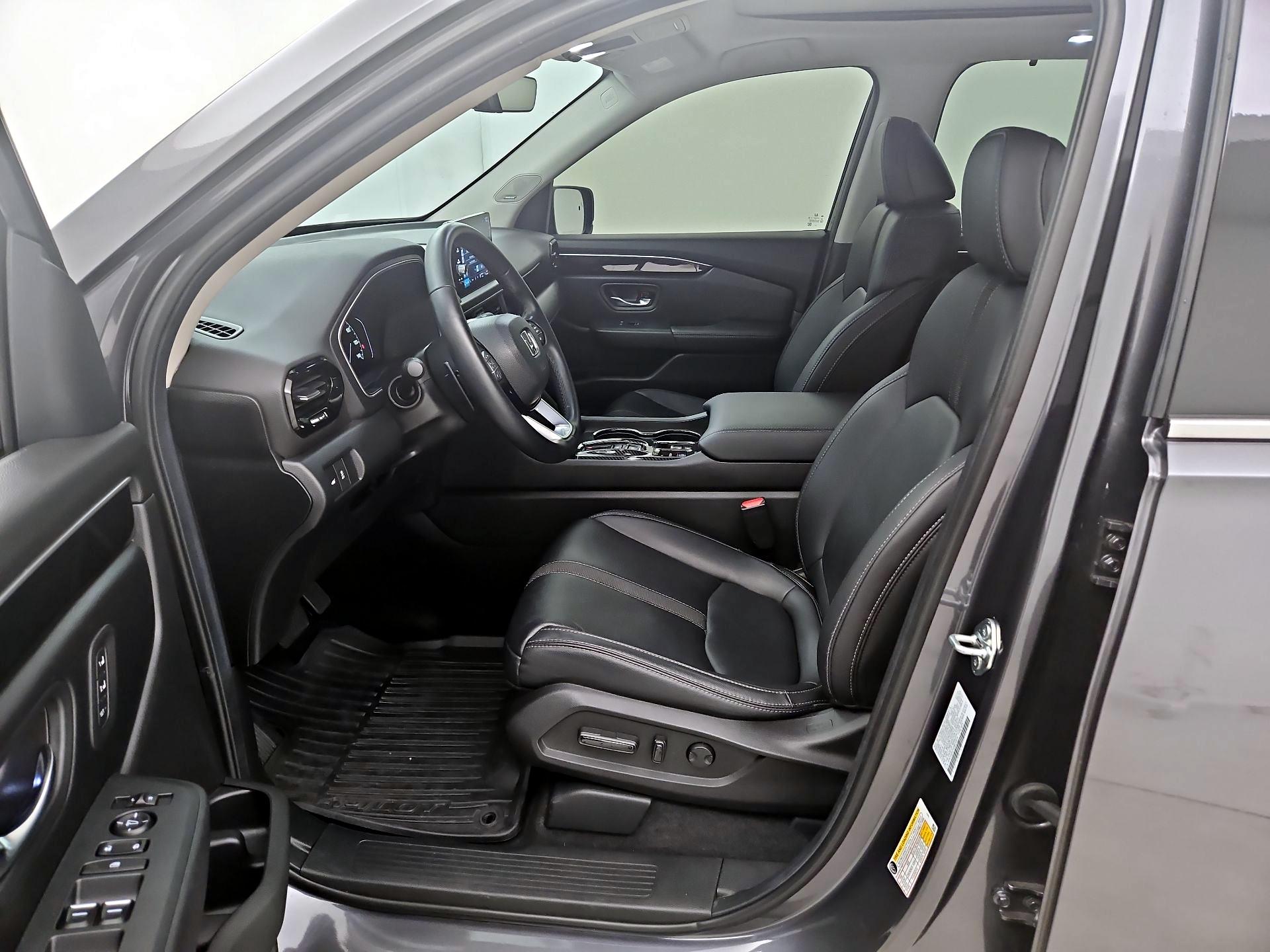 Thumbnail: 2025 Honda Pilot - 11