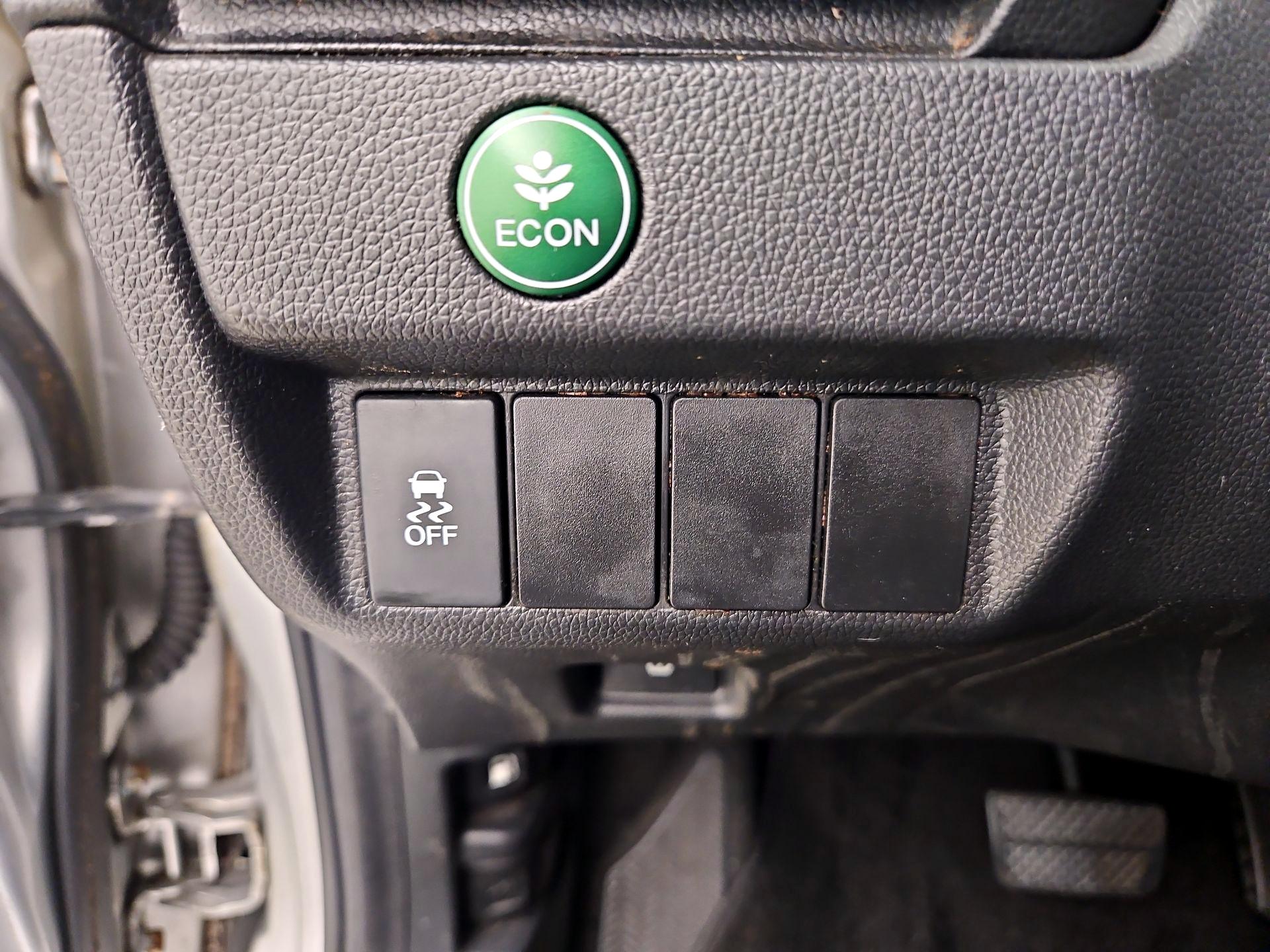 Thumbnail: 2015 Honda Fit - 13