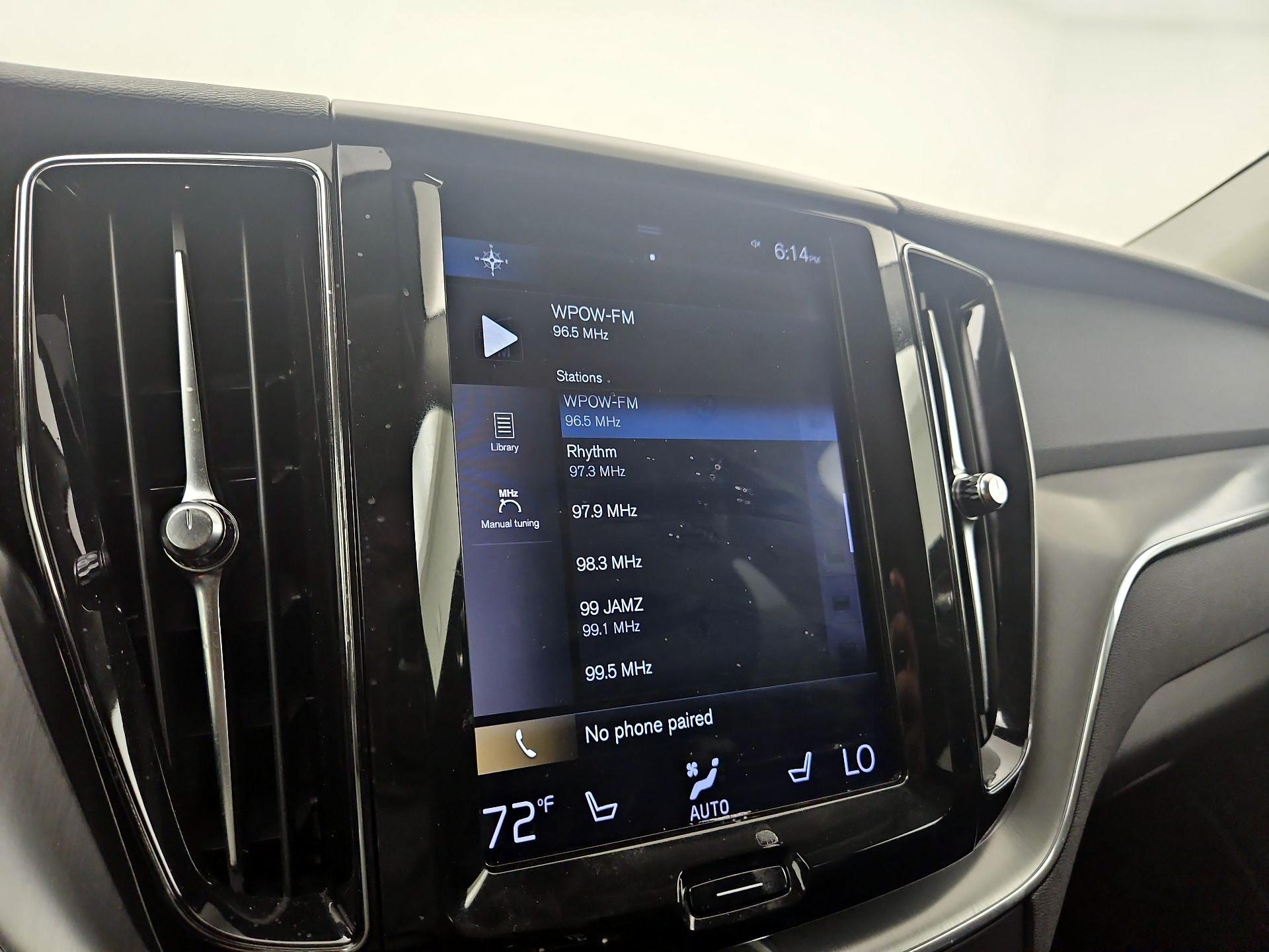 Thumbnail: 2019 Volvo XC60 - 15