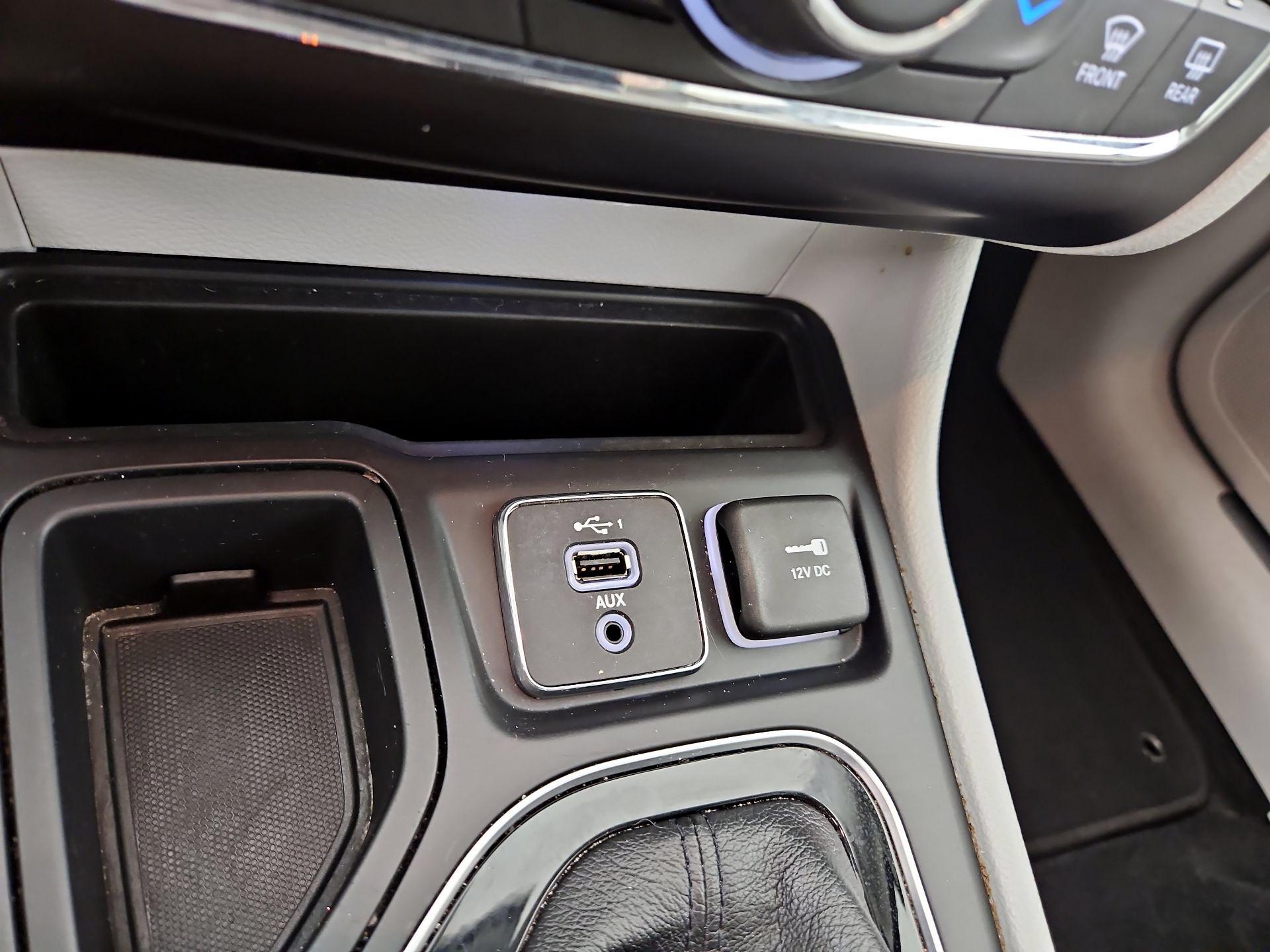 Thumbnail: 2020 Jeep Cherokee - 18