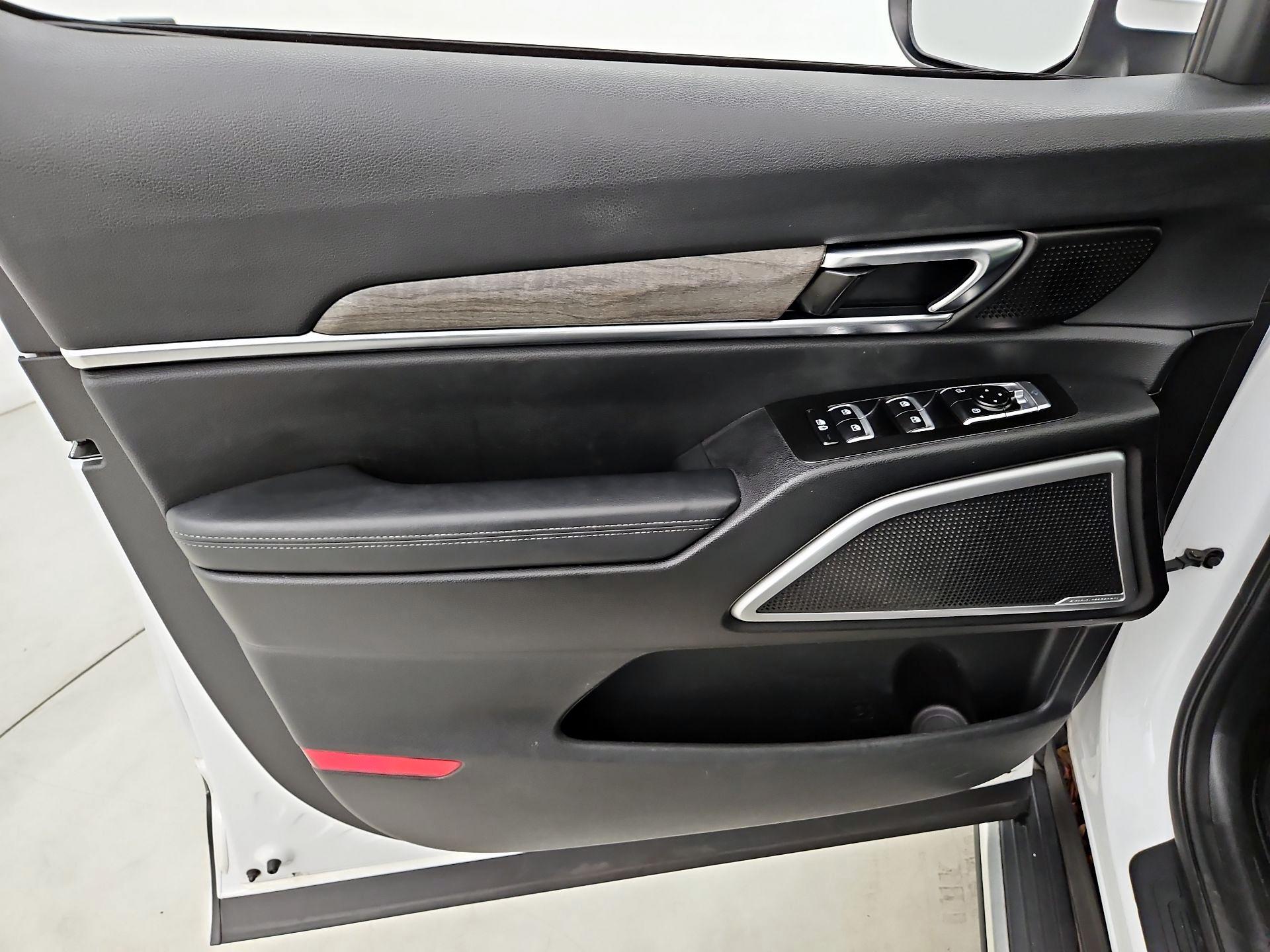 Thumbnail: 2020 Kia Telluride - 12