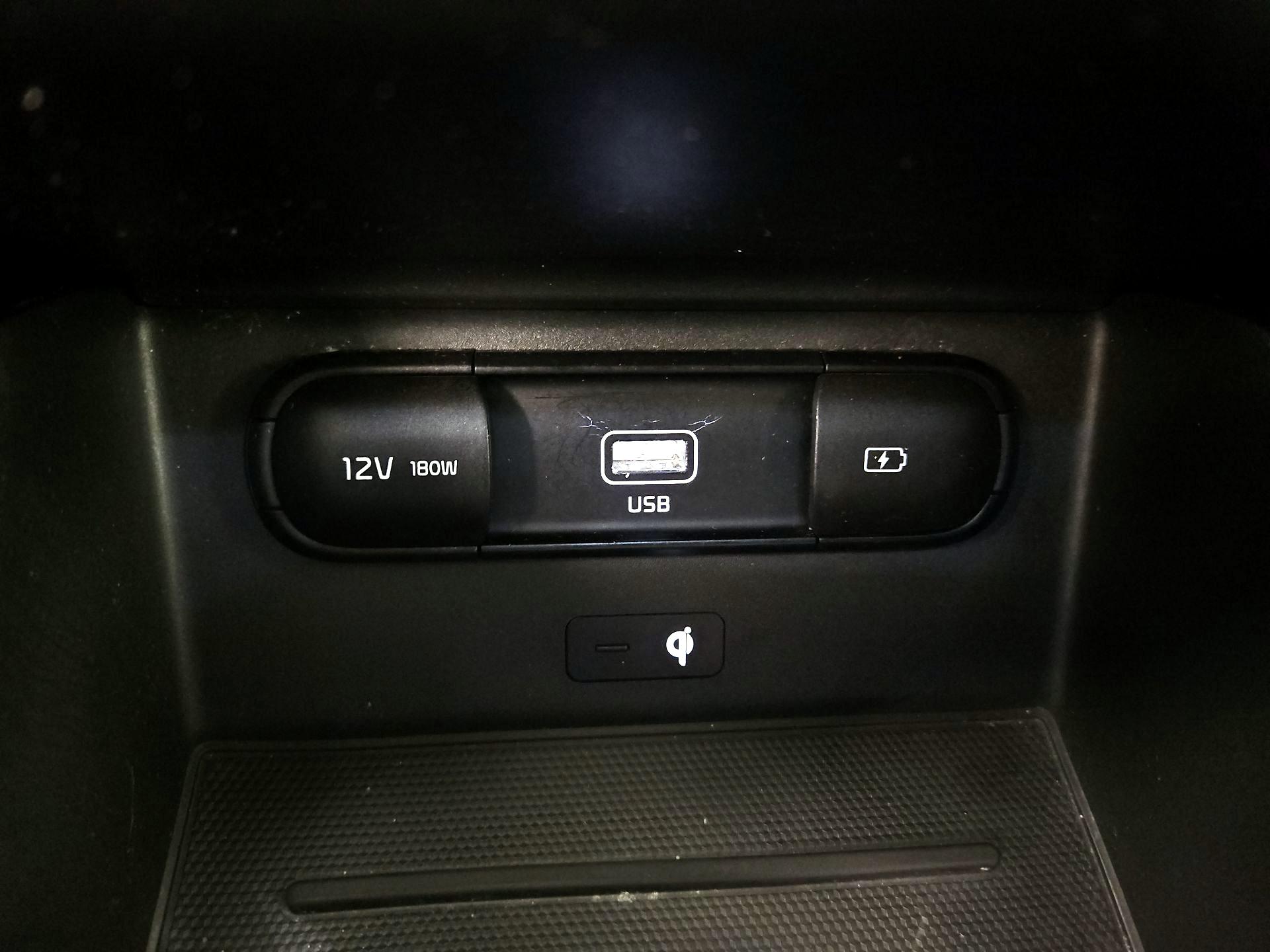 Thumbnail: 2020 Kia Telluride - 19