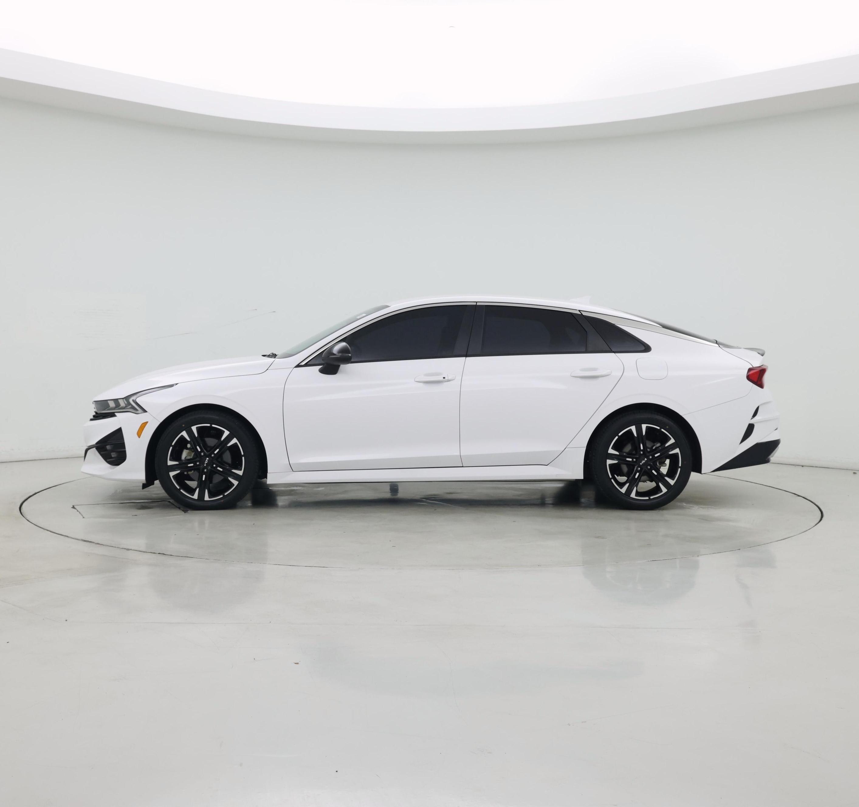 Thumbnail: 2023 Kia K5 - 3