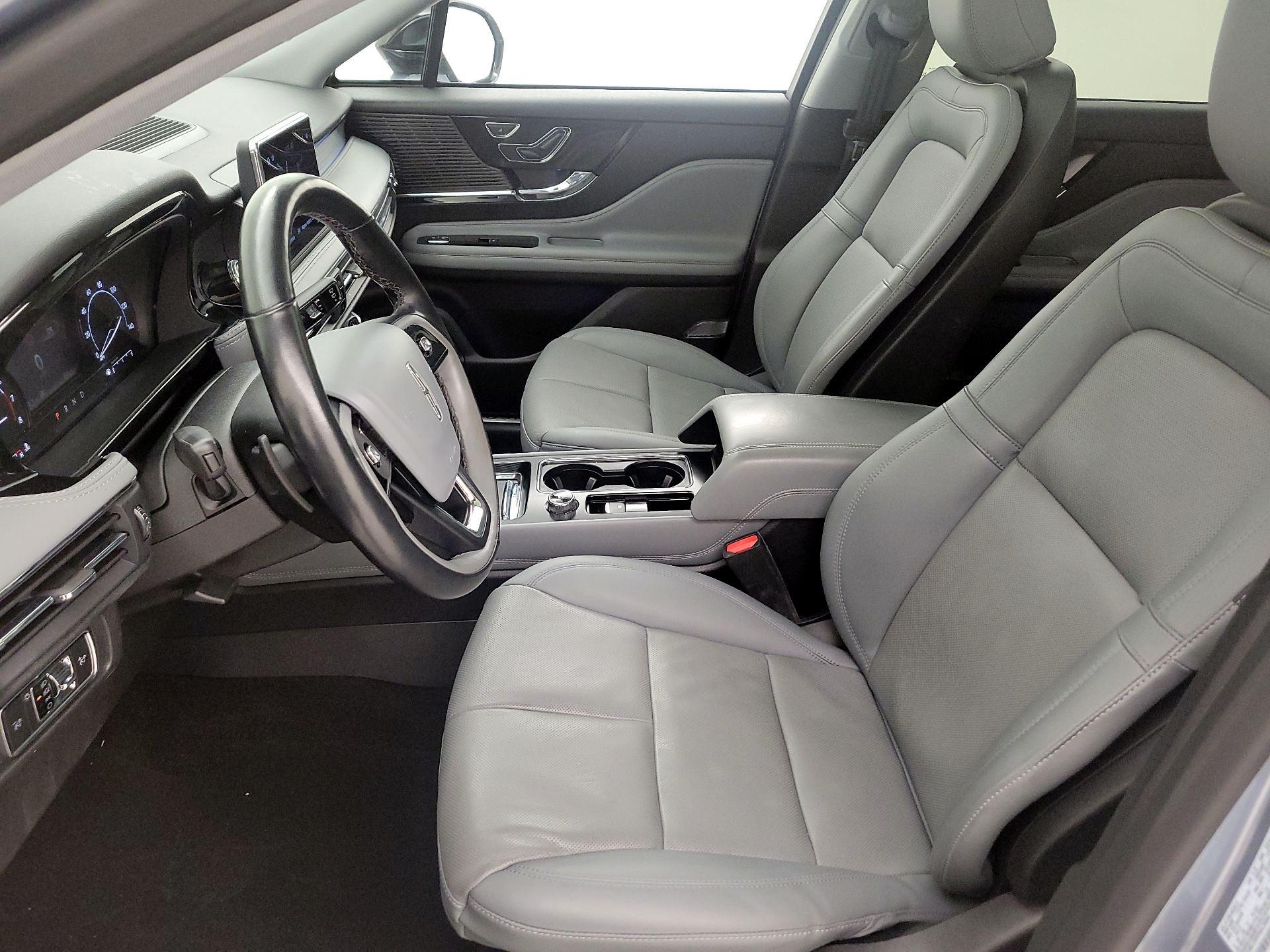 Thumbnail: 2022 Lincoln Corsair - 9