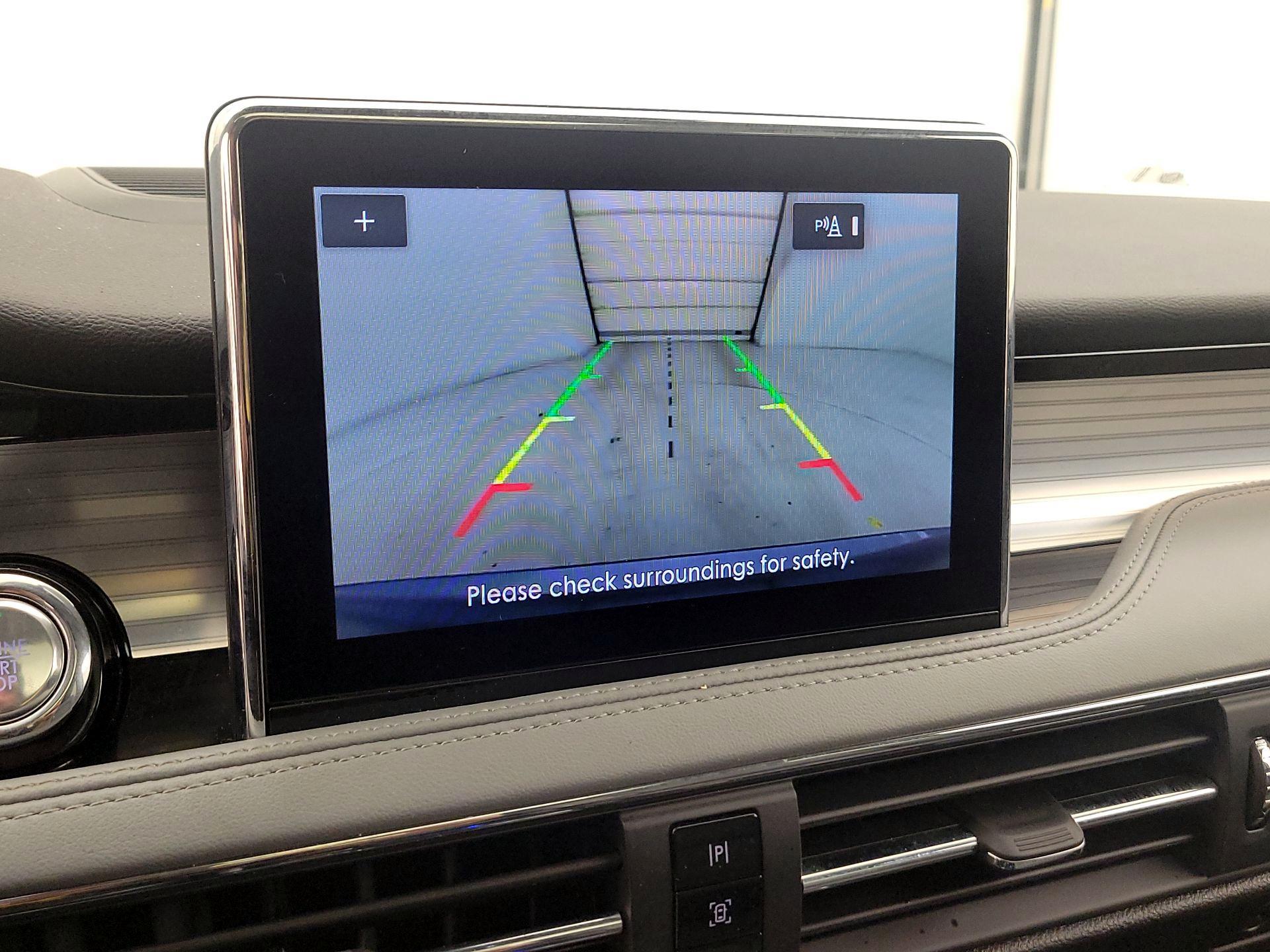 Thumbnail: 2022 Lincoln Corsair - 13