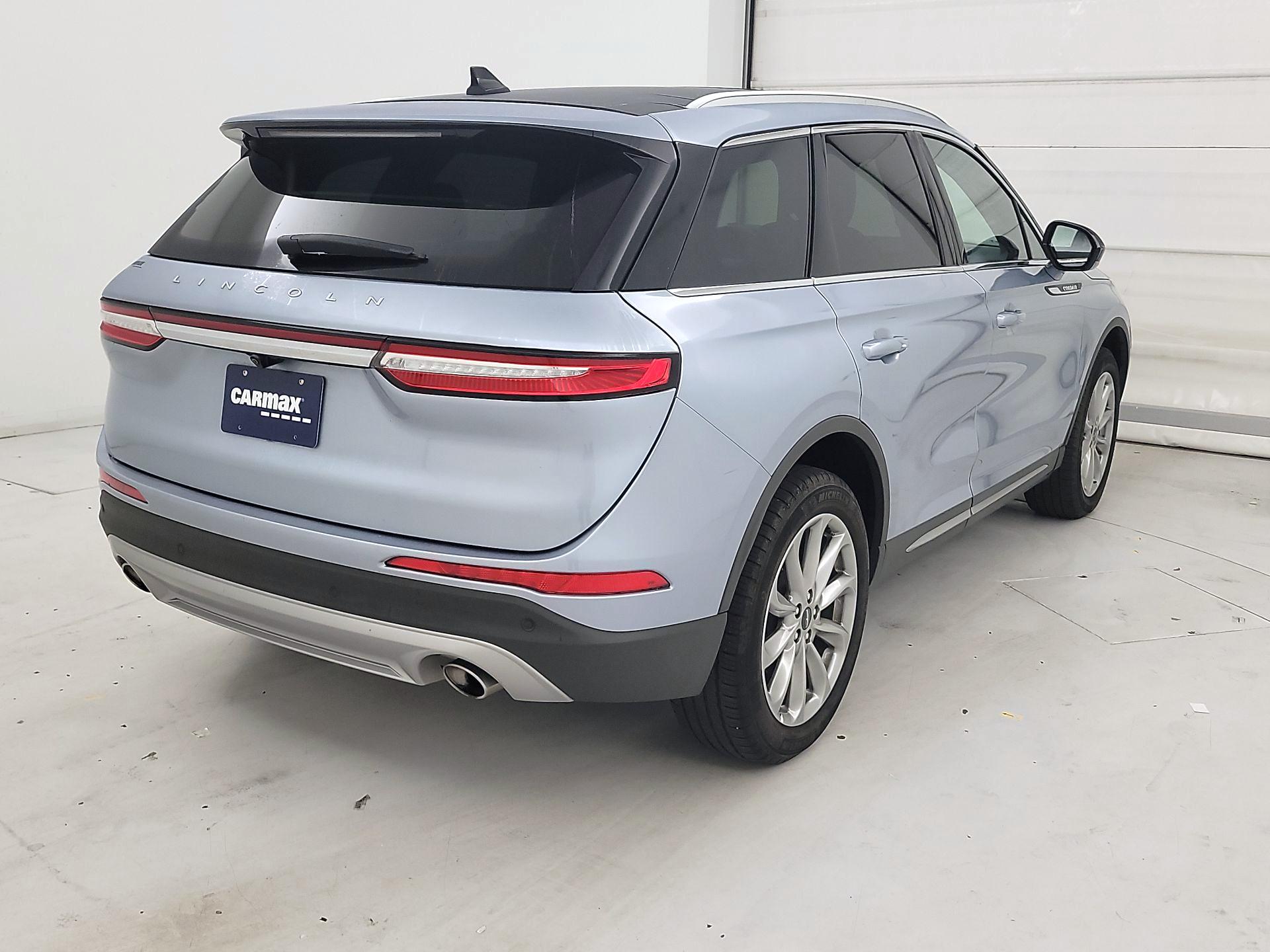 Thumbnail: 2022 Lincoln Corsair - 5