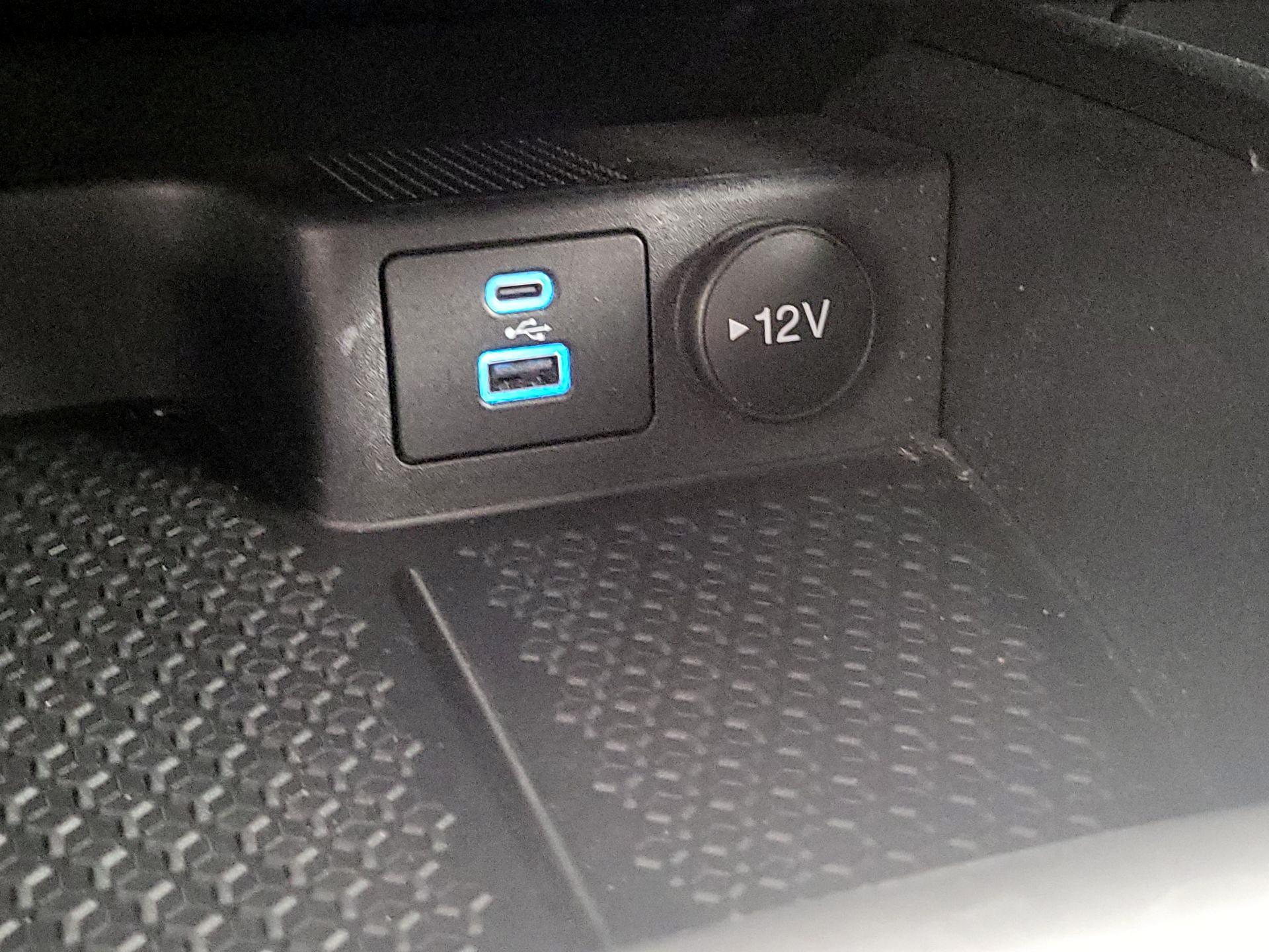 Thumbnail: 2021 Ford Bronco Sport - 17