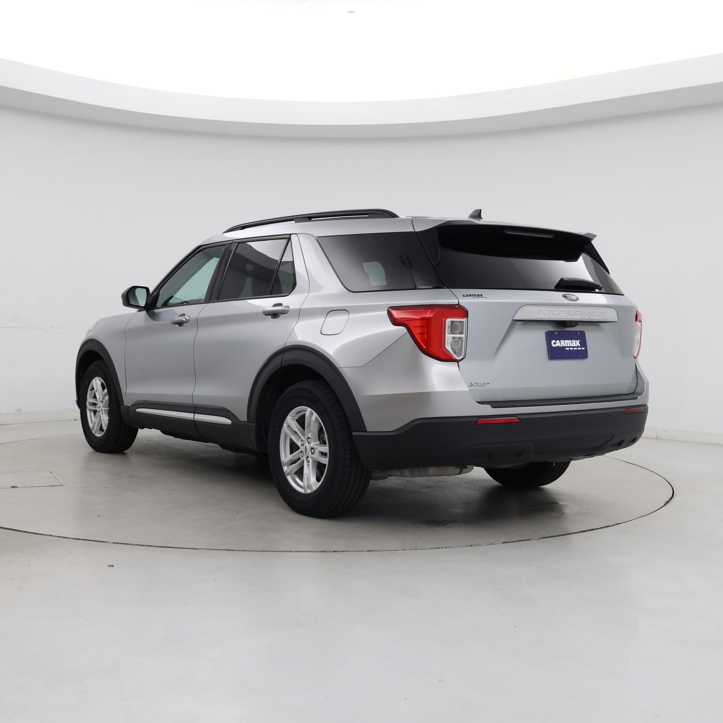 Thumbnail: 2023 Ford Explorer - 2