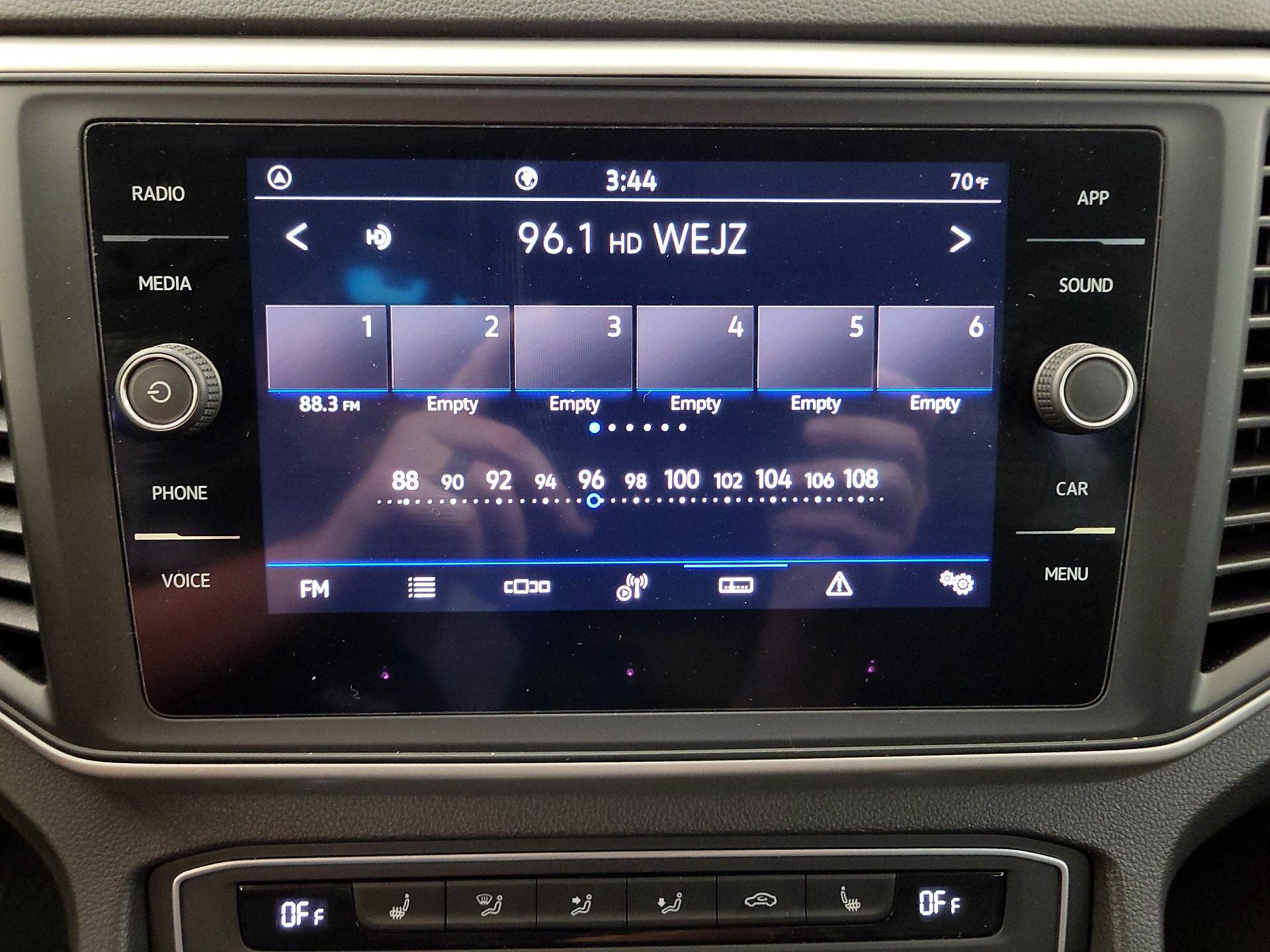 Thumbnail: 2021 Volkswagen Atlas - 15