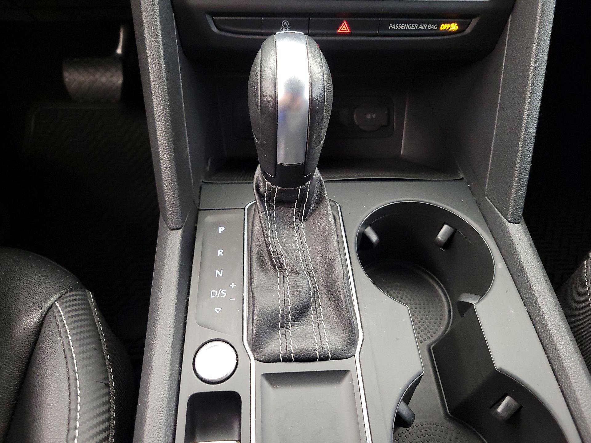 Thumbnail: 2021 Volkswagen Atlas - 17