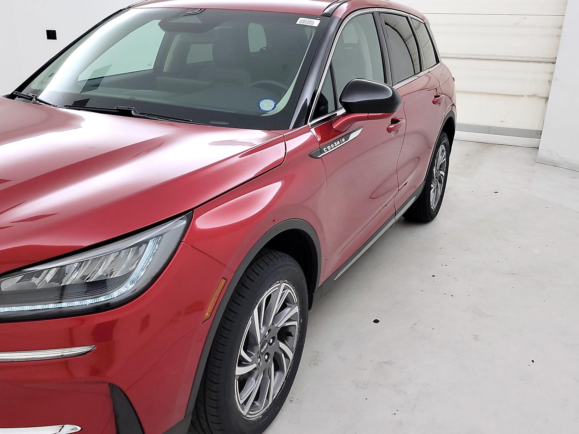 Thumbnail: 2024 Lincoln Corsair - 3