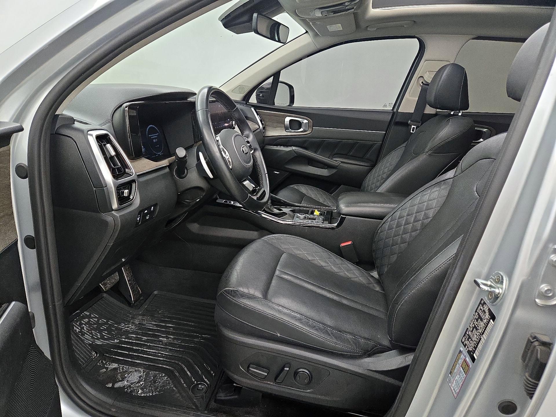 Thumbnail: 2021 Kia Sorento - 11