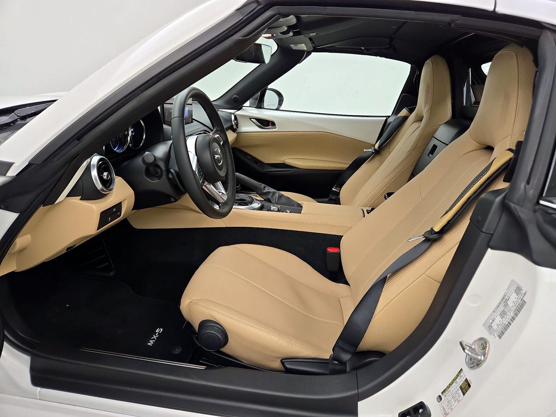 Thumbnail: 2024 Mazda MX-5 Miata - 11