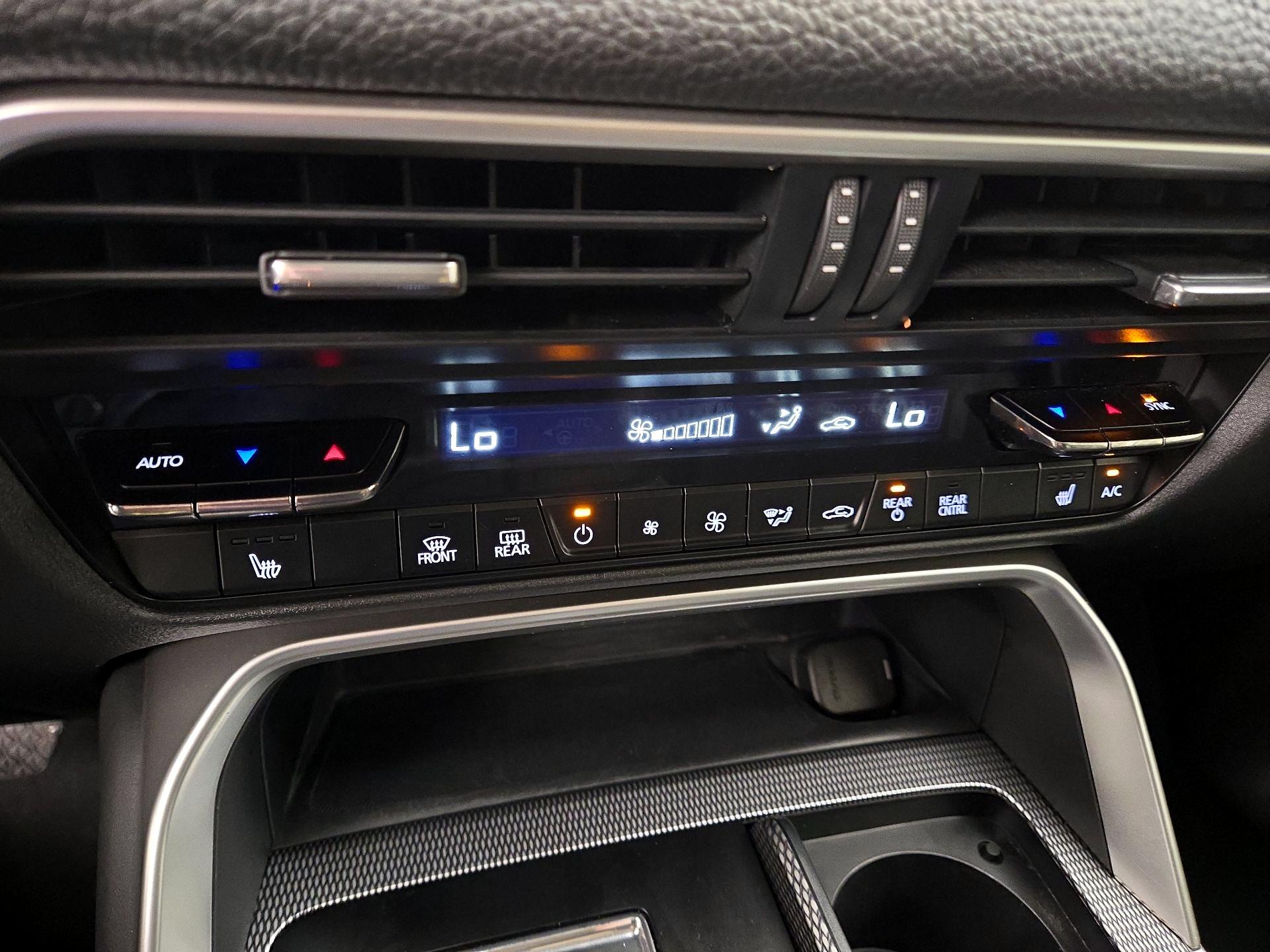 Thumbnail: 2024 Mazda CX-90 - 16