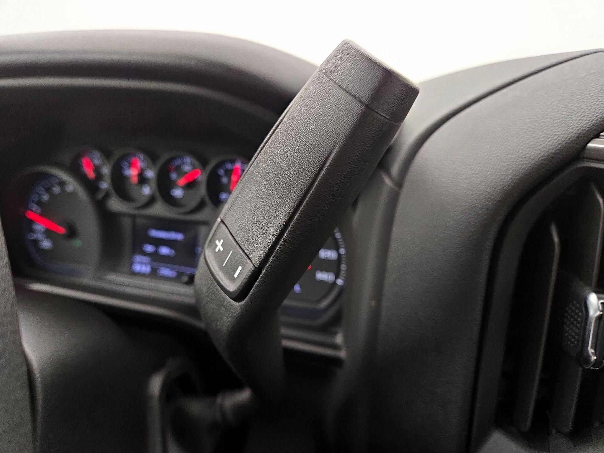 Thumbnail: 2025 Chevrolet Silverado 1500 - 17