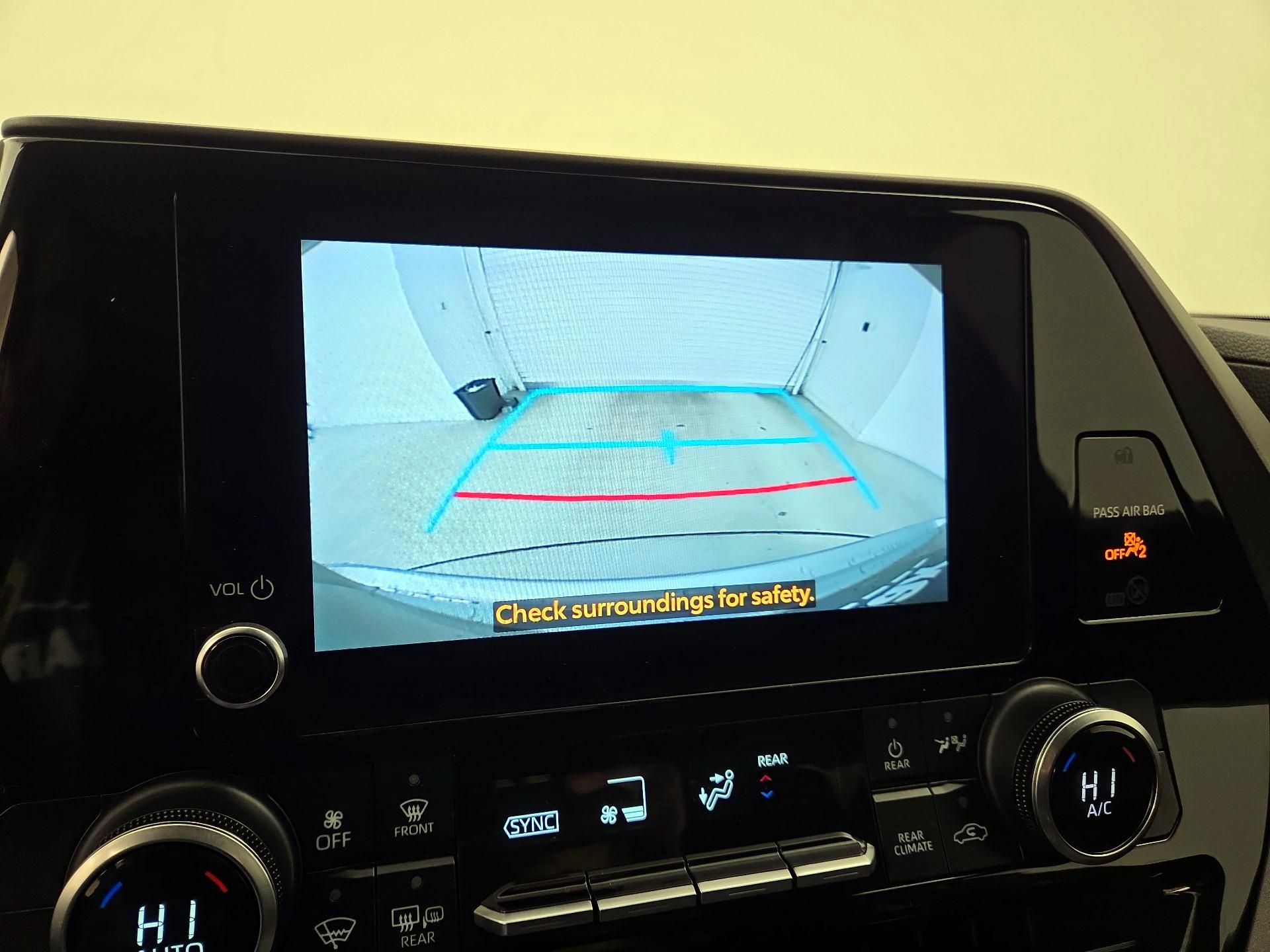 Thumbnail: 2023 Toyota Highlander - 14