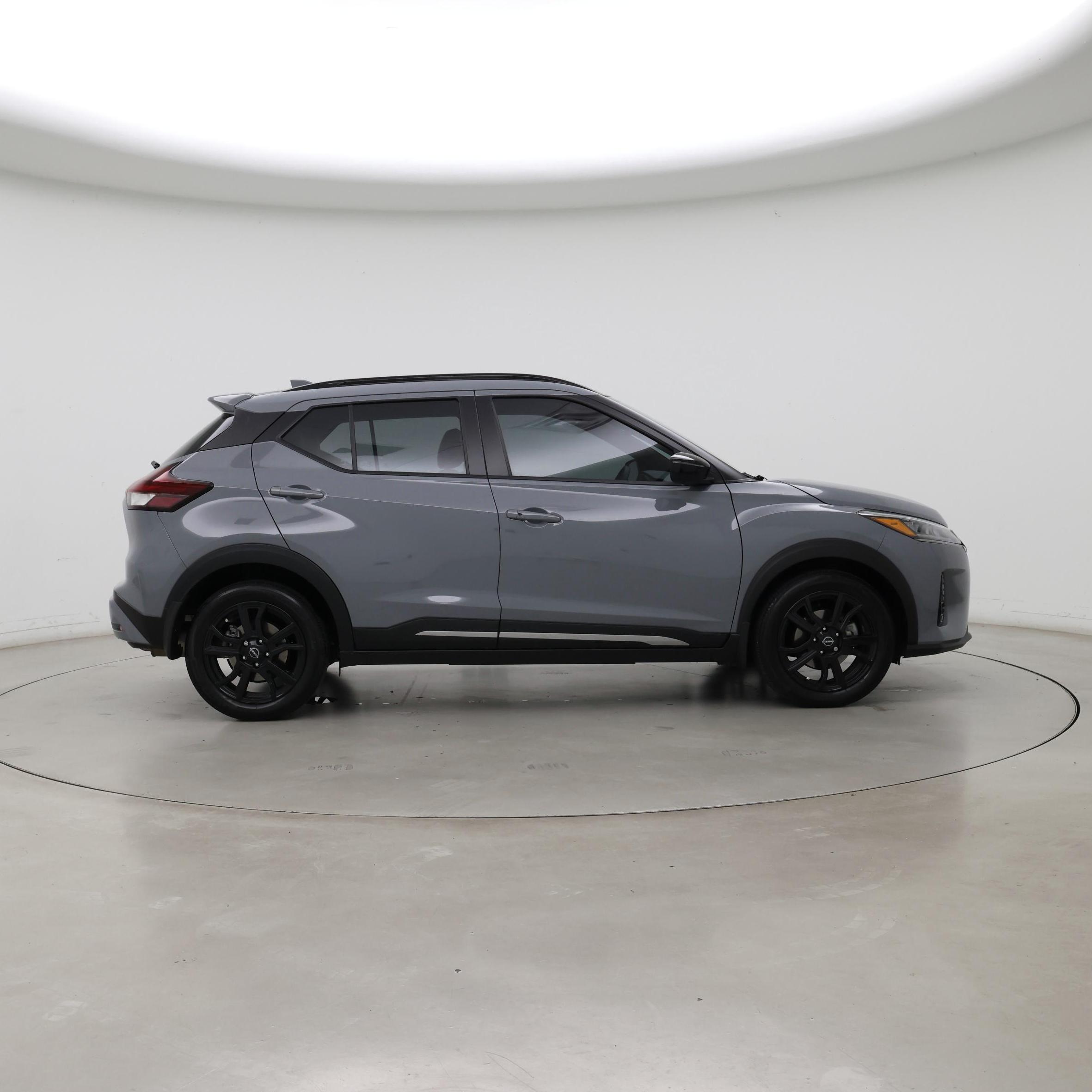 Thumbnail: 2024 Nissan Kicks - 7