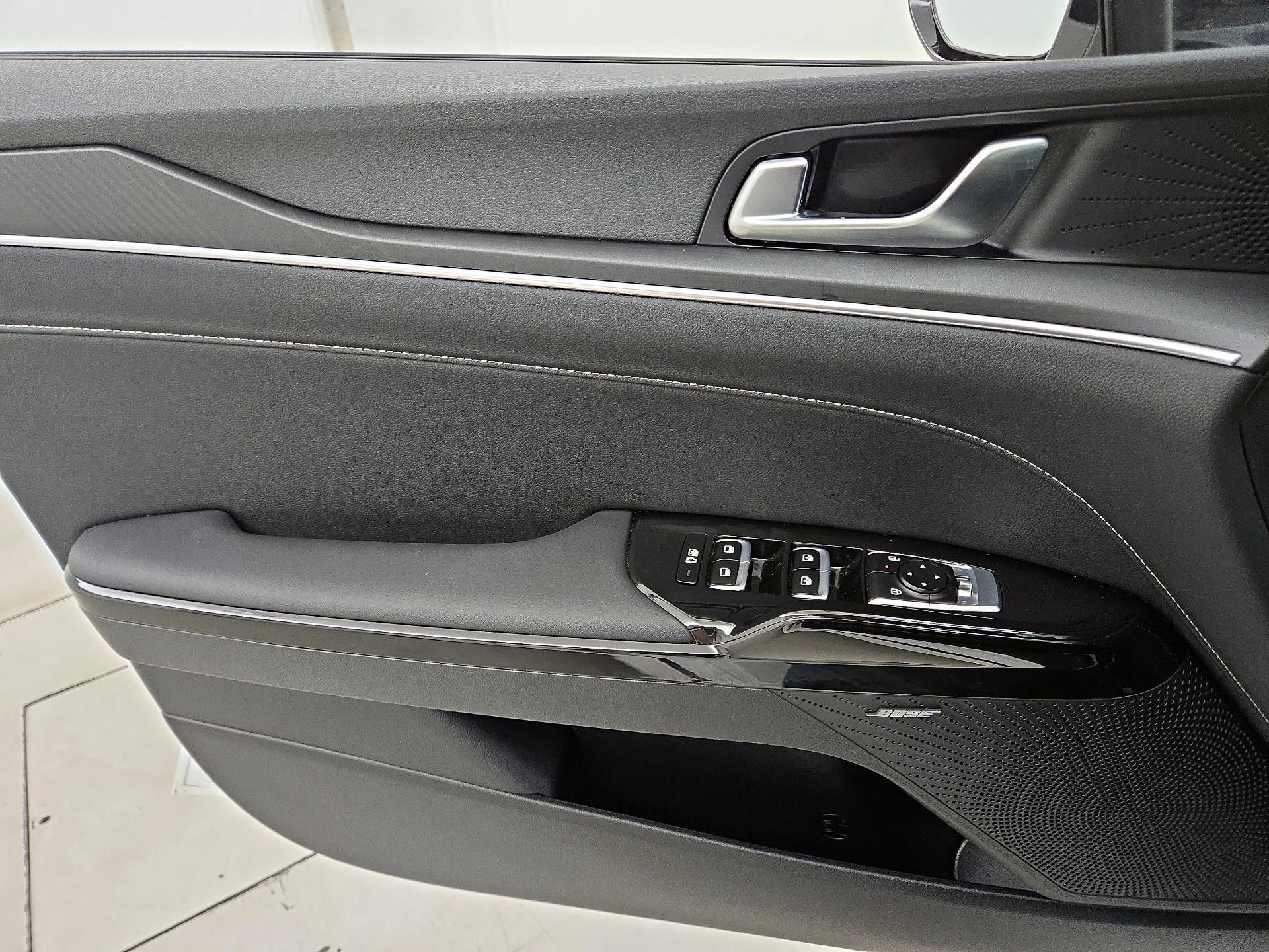 Thumbnail: 2026 Kia K5 - 12