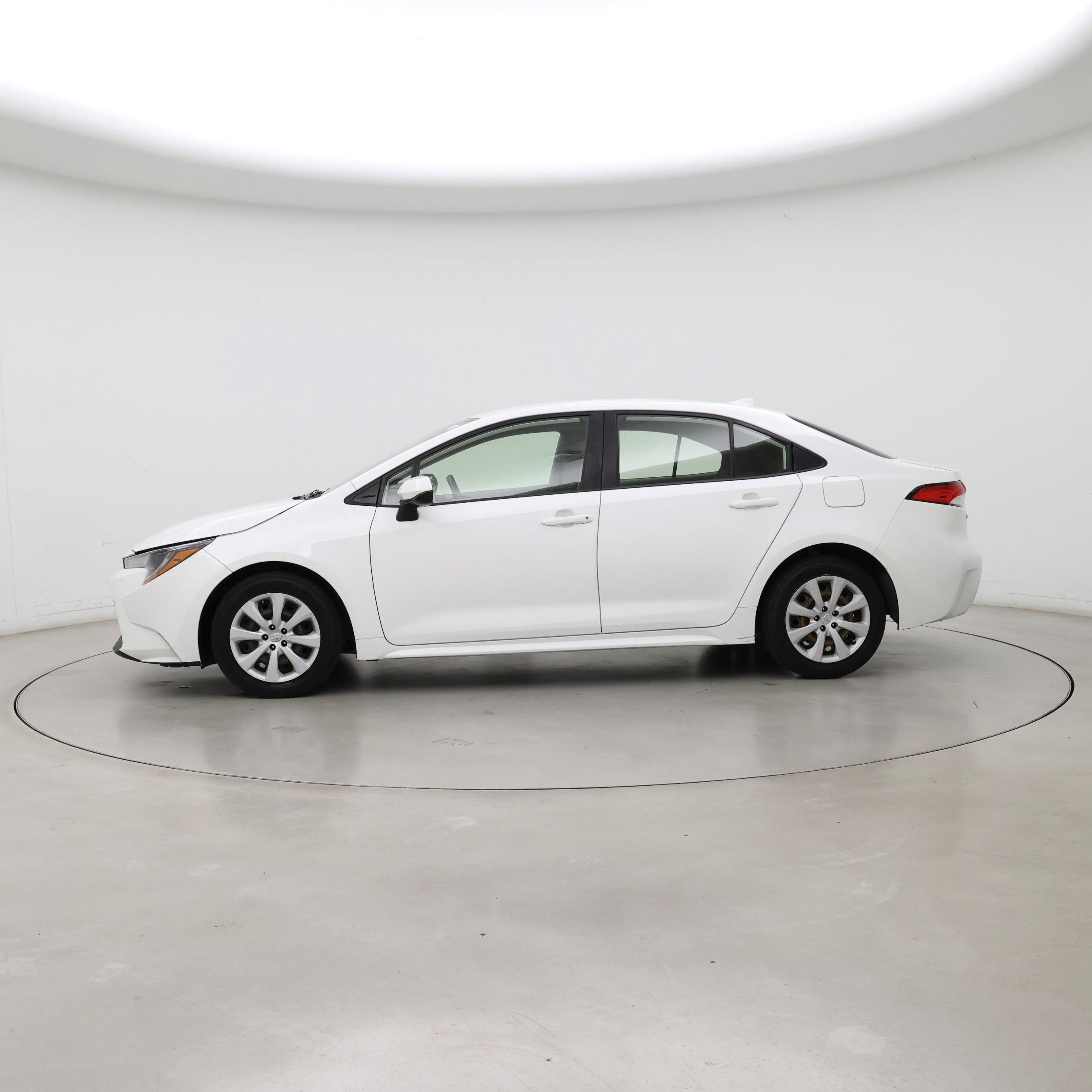 Thumbnail: 2021 Toyota Corolla - 3