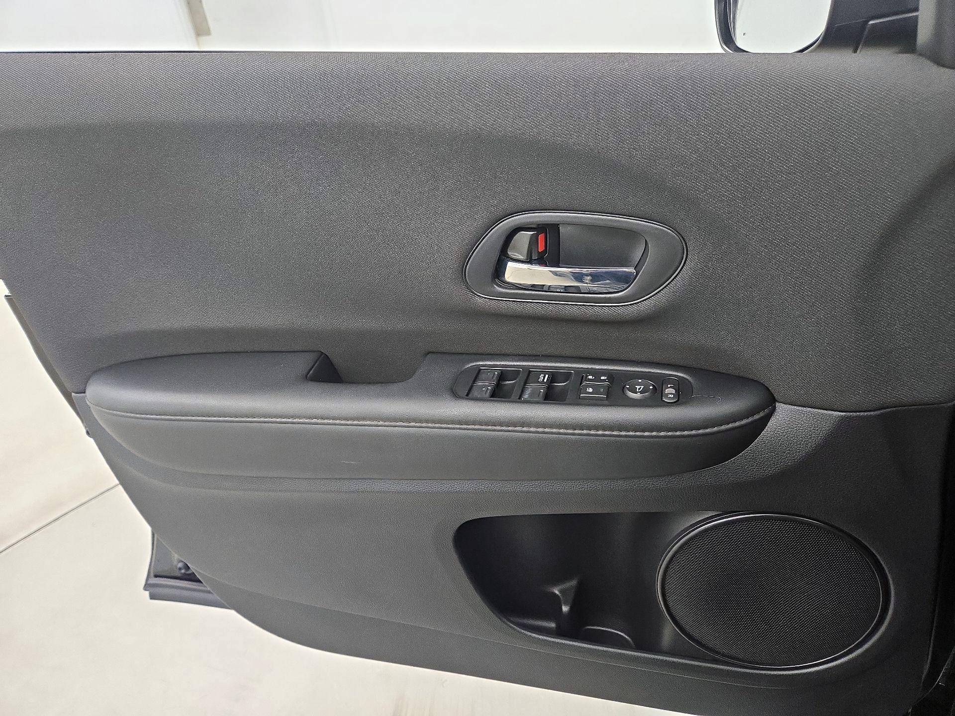 Thumbnail: 2021 Honda HR-V - 12