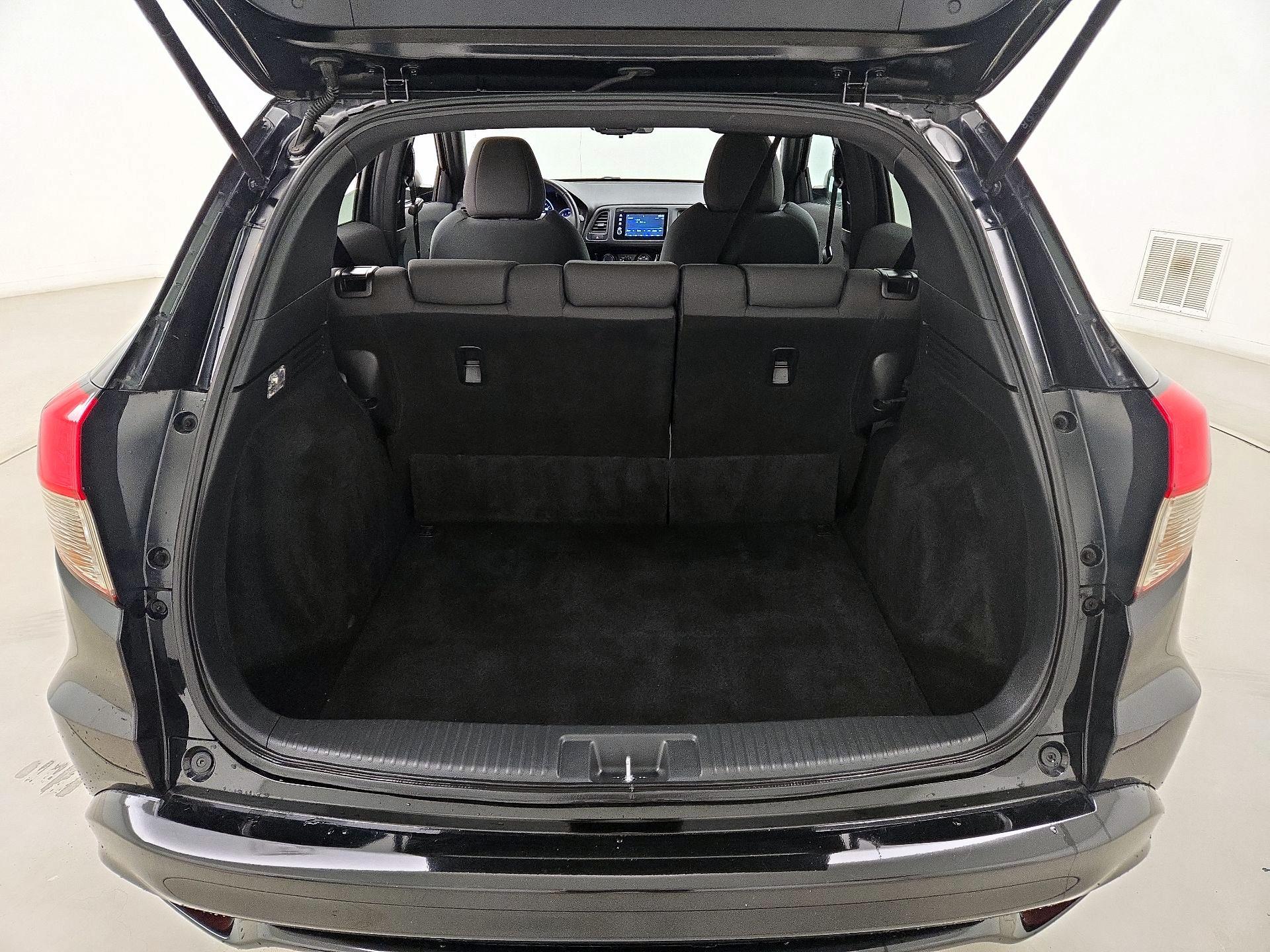 Thumbnail: 2021 Honda HR-V - 20