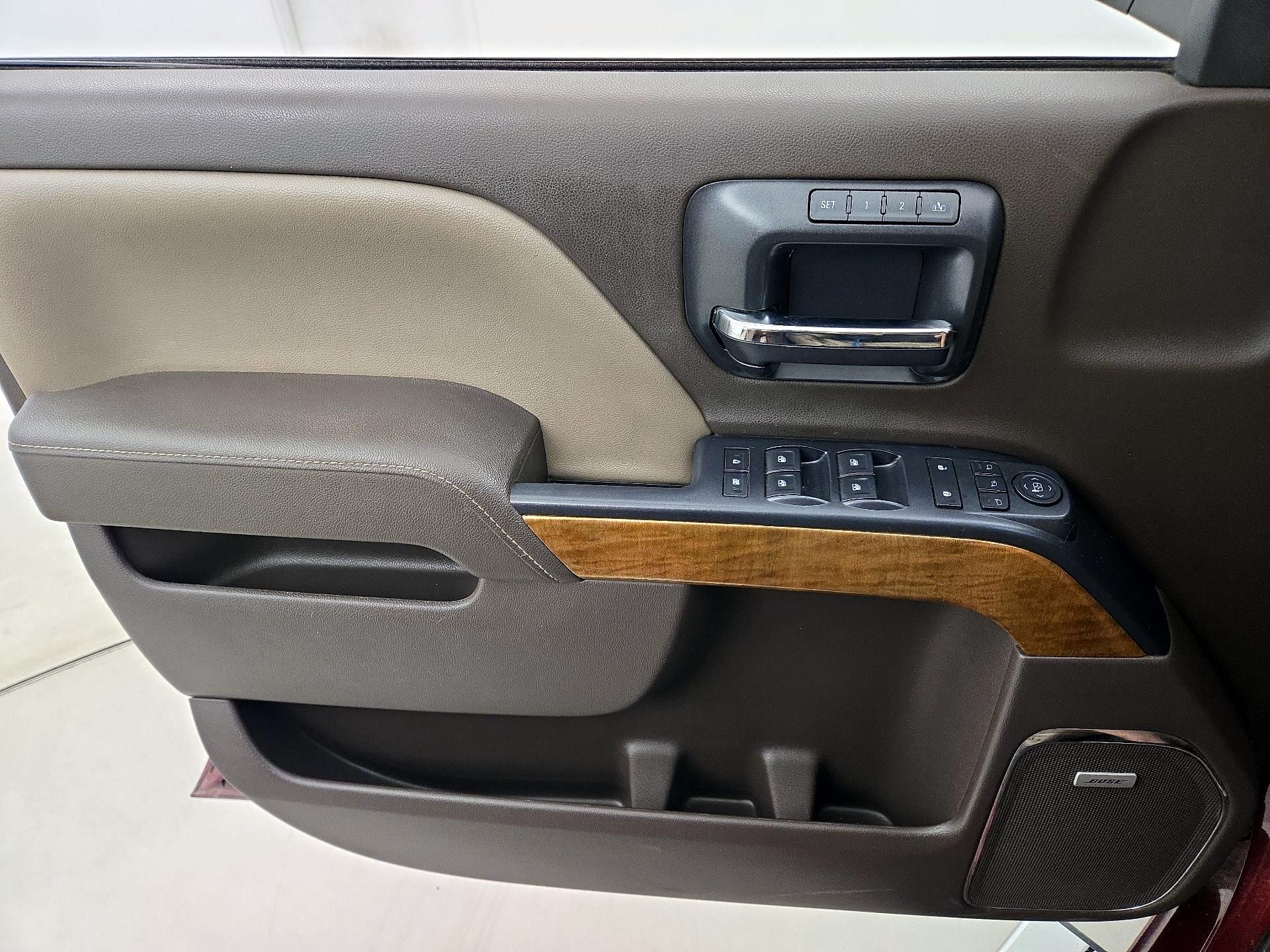 Thumbnail: 2015 Chevrolet Silverado 1500 - 12