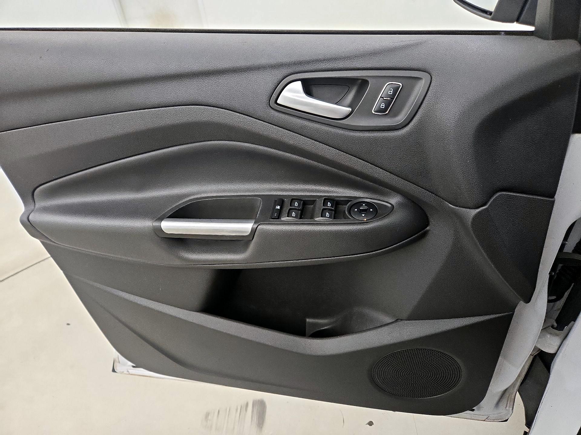 Thumbnail: 2015 Ford Escape - 12