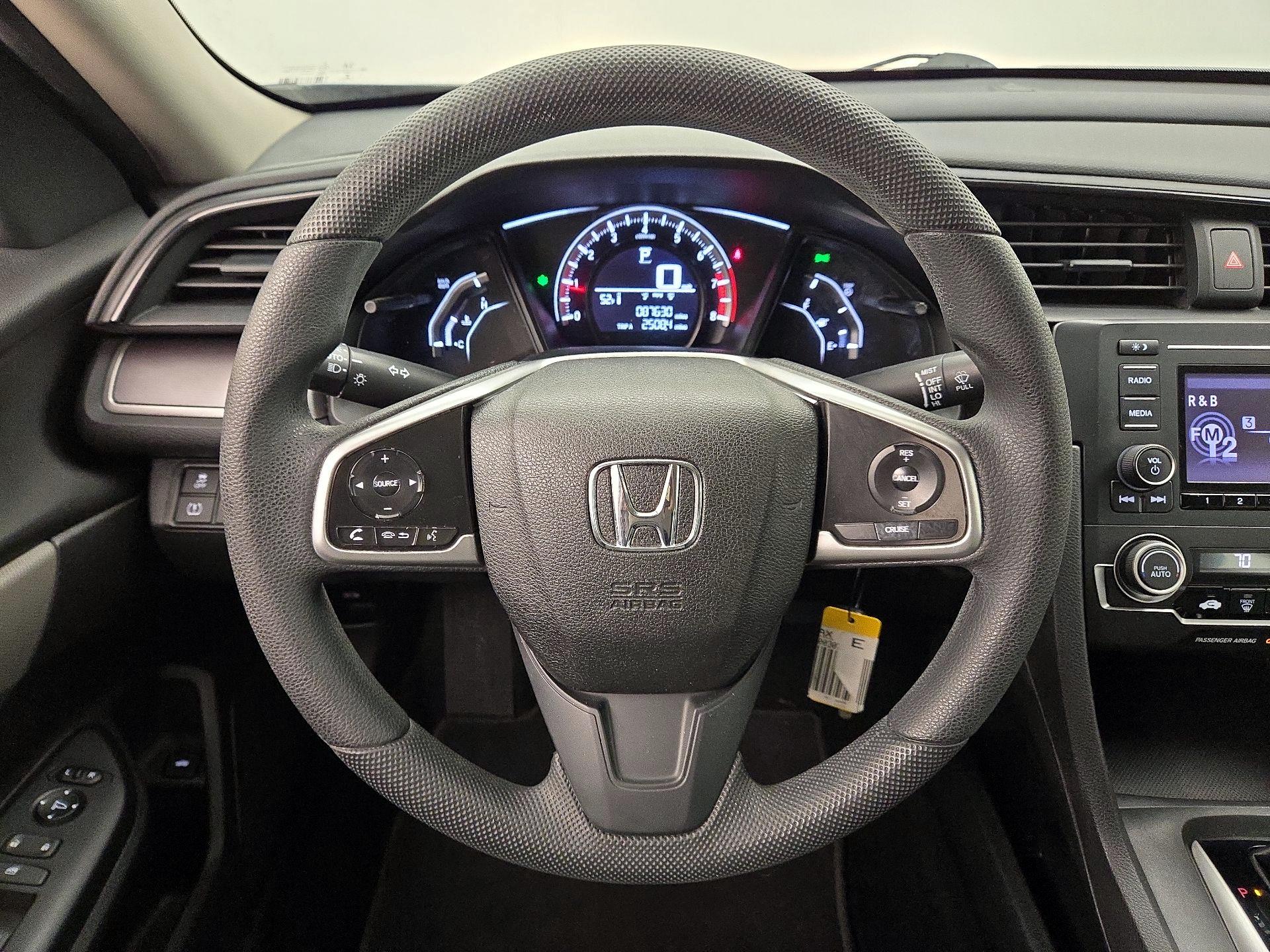 Thumbnail: 2016 Honda Civic - 10