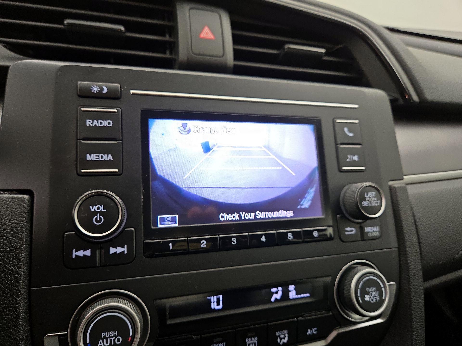 Thumbnail: 2016 Honda Civic - 14