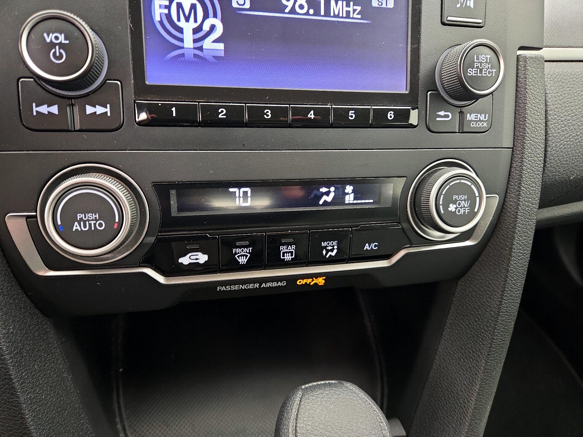 Thumbnail: 2016 Honda Civic - 16