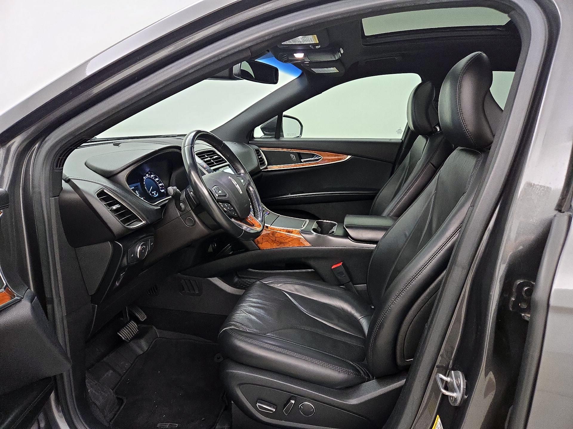 Thumbnail: 2018 Lincoln MKX - 11