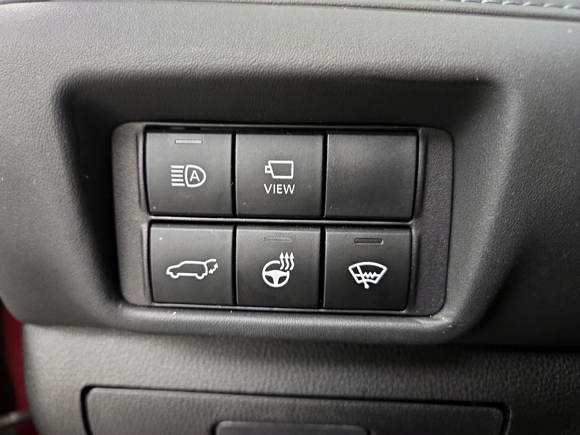 Thumbnail: 2020 Toyota Highlander - 13