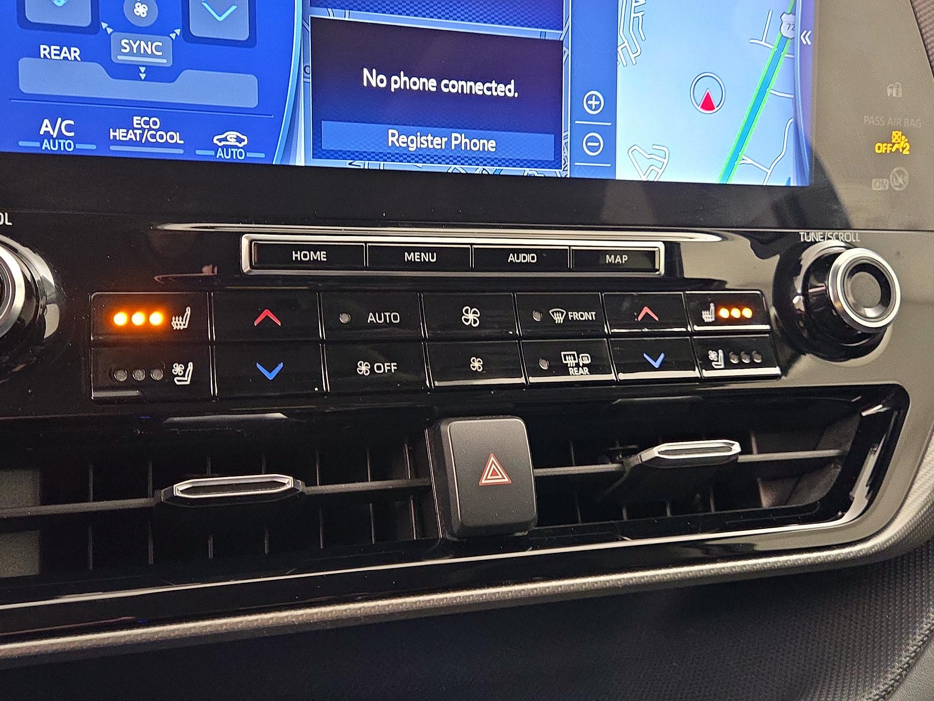 Thumbnail: 2020 Toyota Highlander - 17