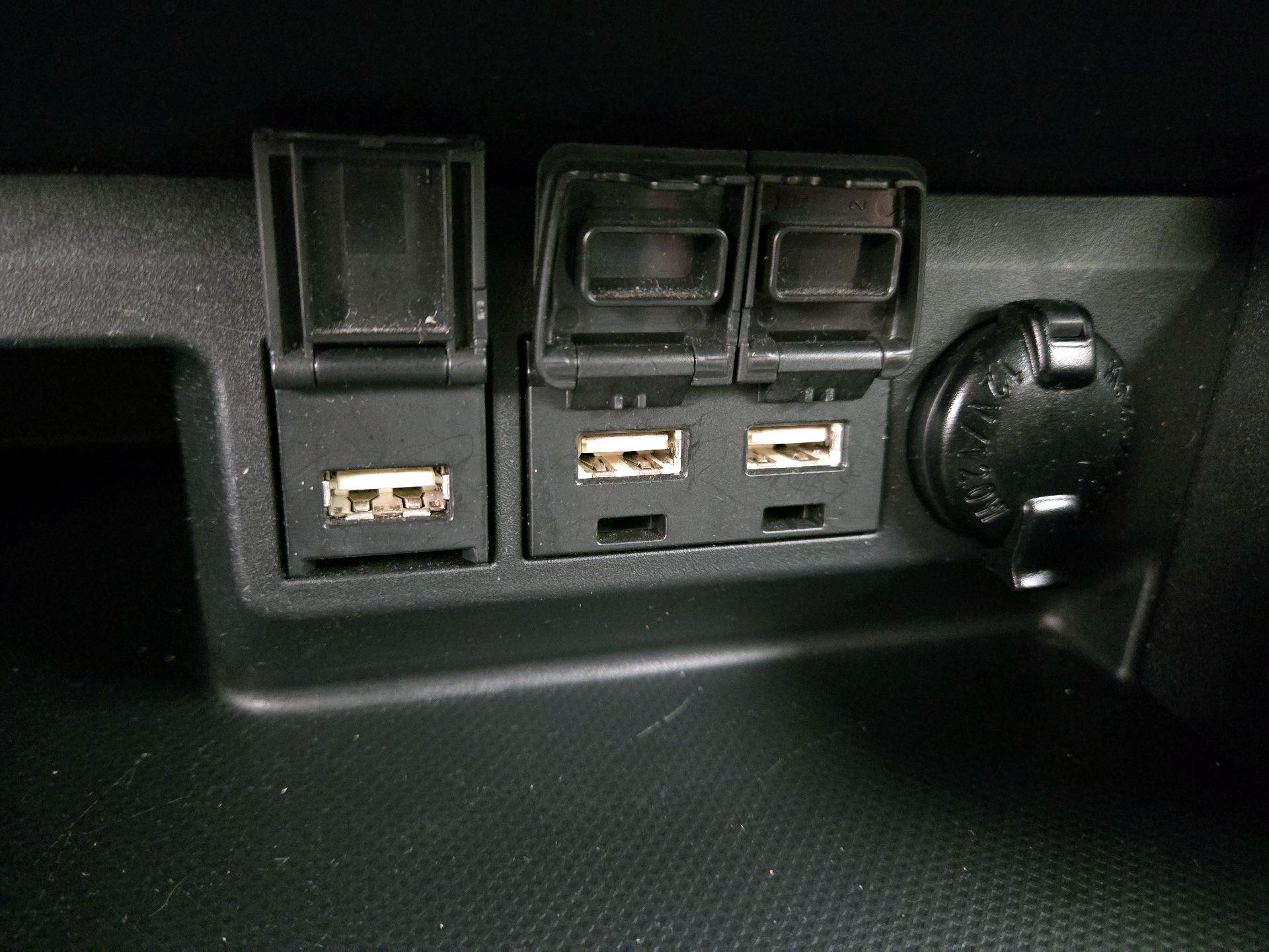 Thumbnail: 2020 Toyota Highlander - 19