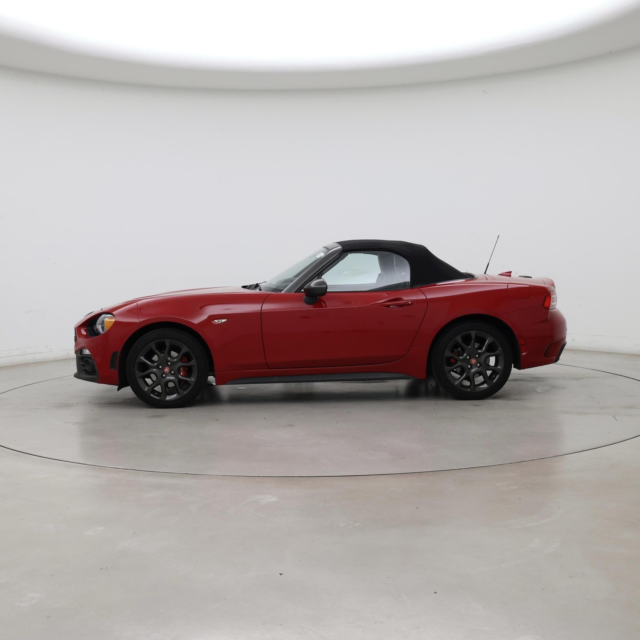 Thumbnail: 2019 Fiat 124 Spider - 3