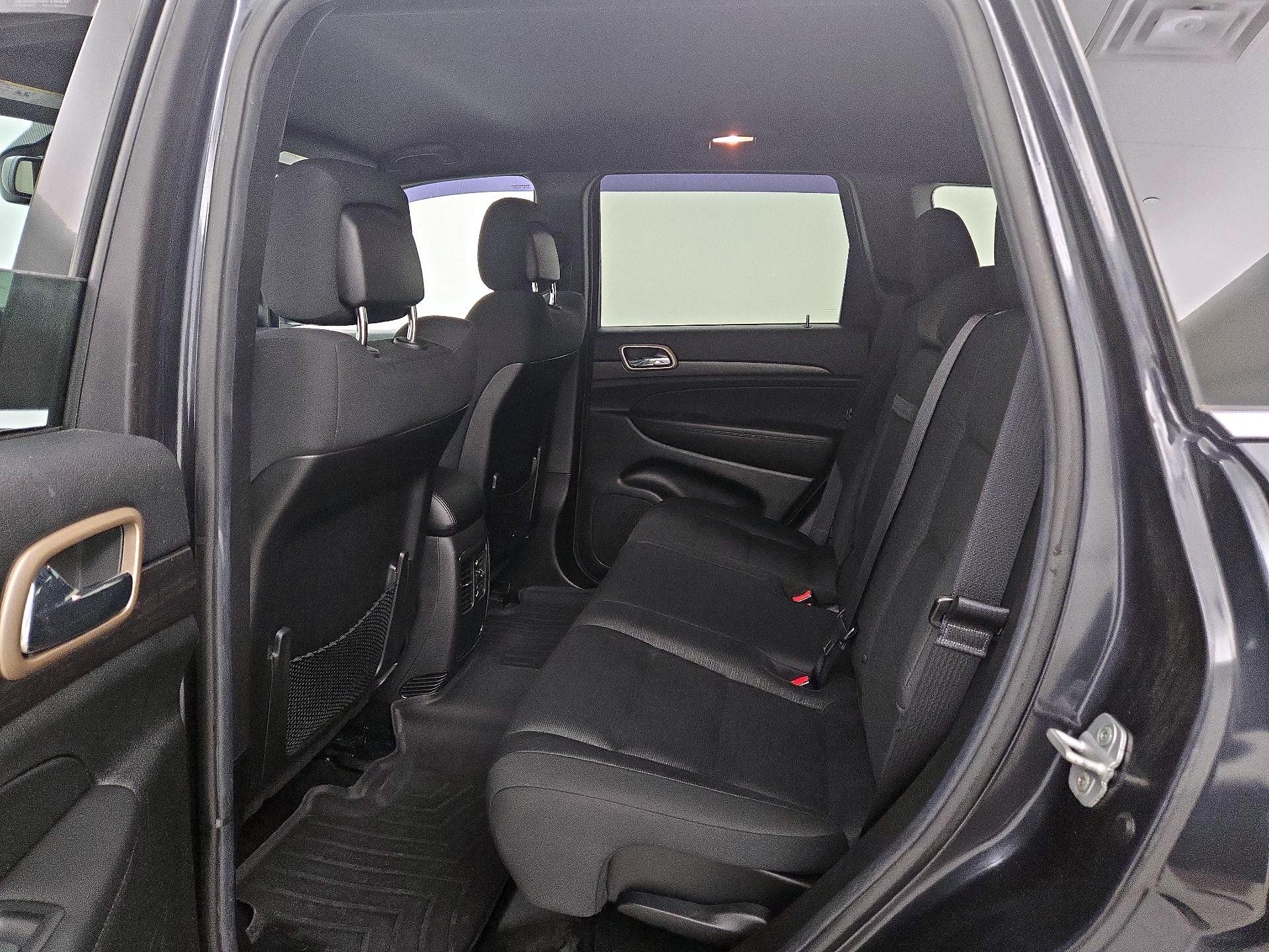Thumbnail: 2014 Jeep Grand Cherokee - 19