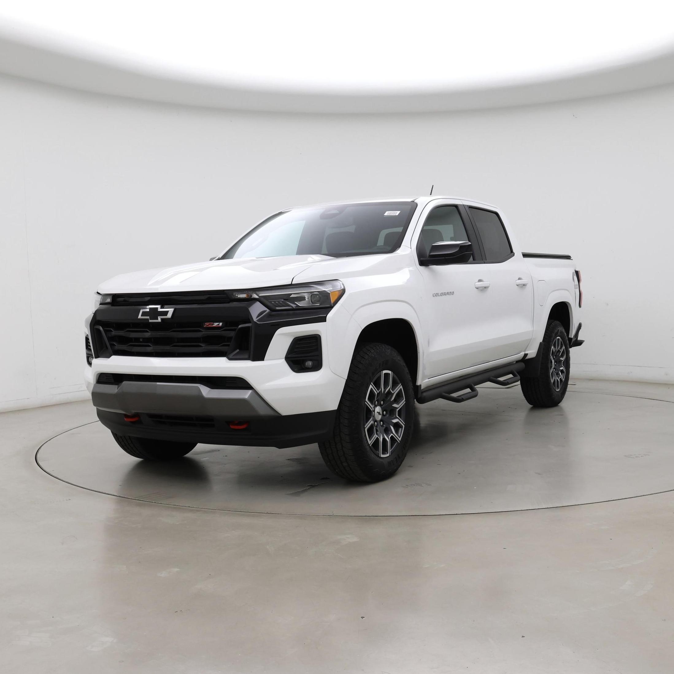 Thumbnail: 2024 Chevrolet Colorado - 4