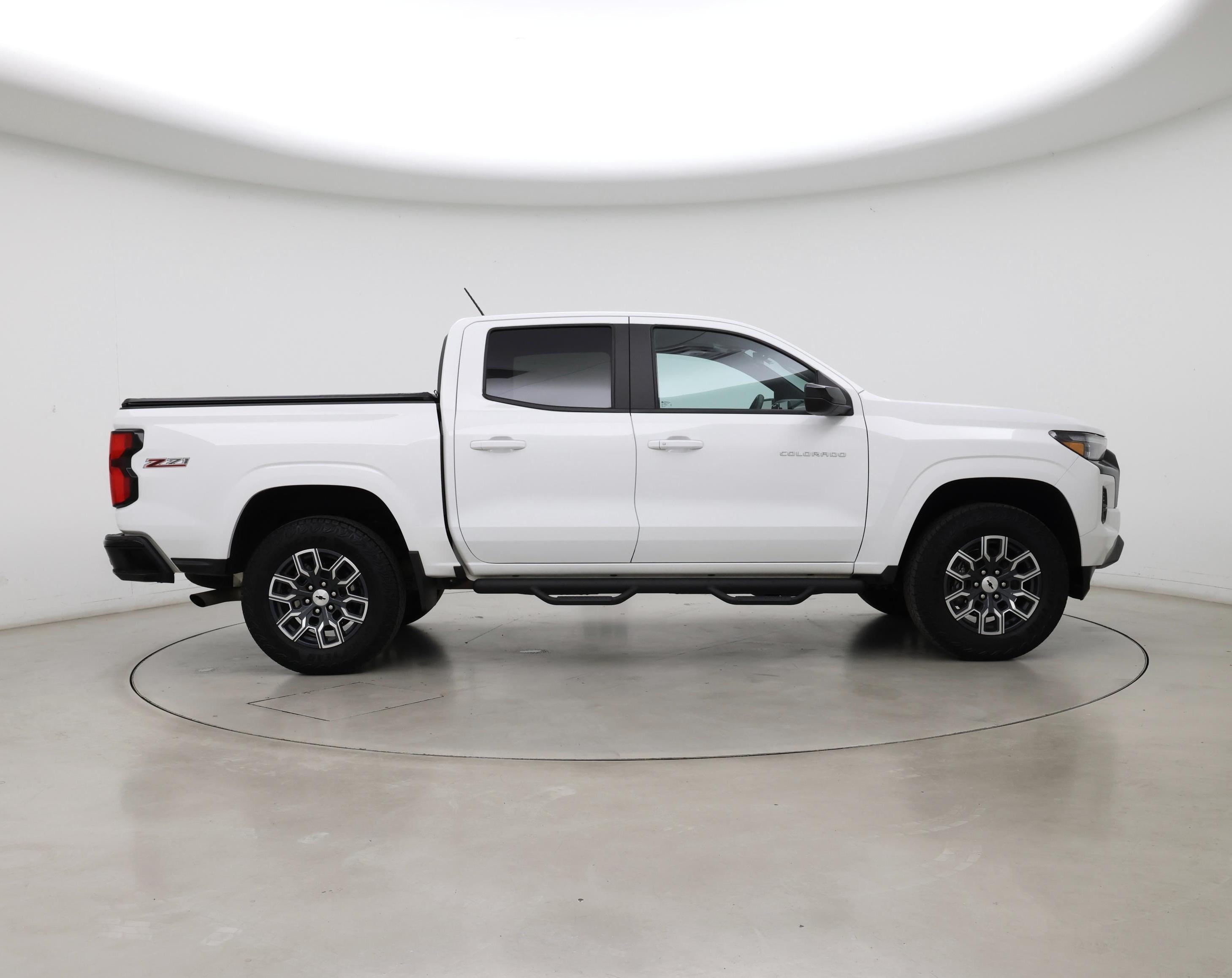 Thumbnail: 2024 Chevrolet Colorado - 7