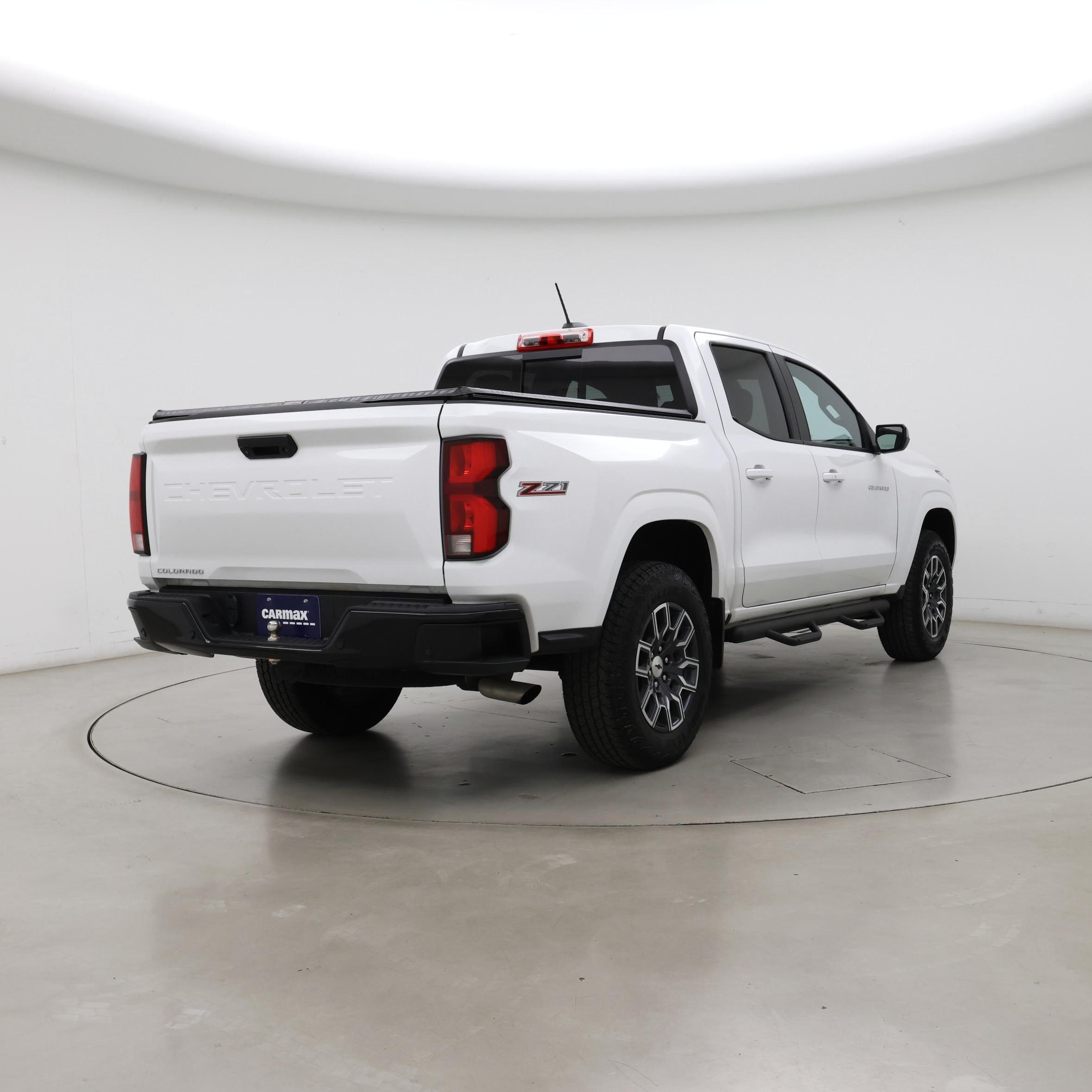 Thumbnail: 2024 Chevrolet Colorado - 8