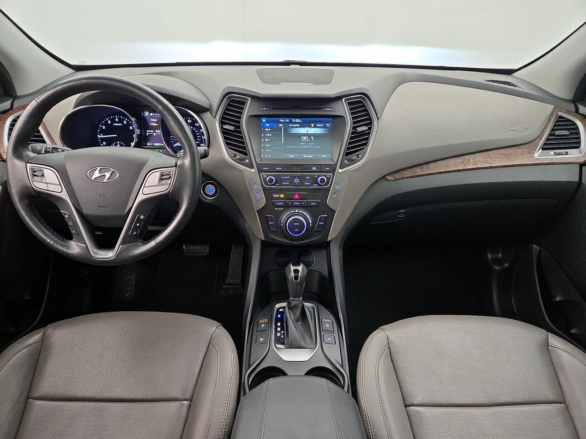 Thumbnail: 2018 Hyundai Santa Fe - 9