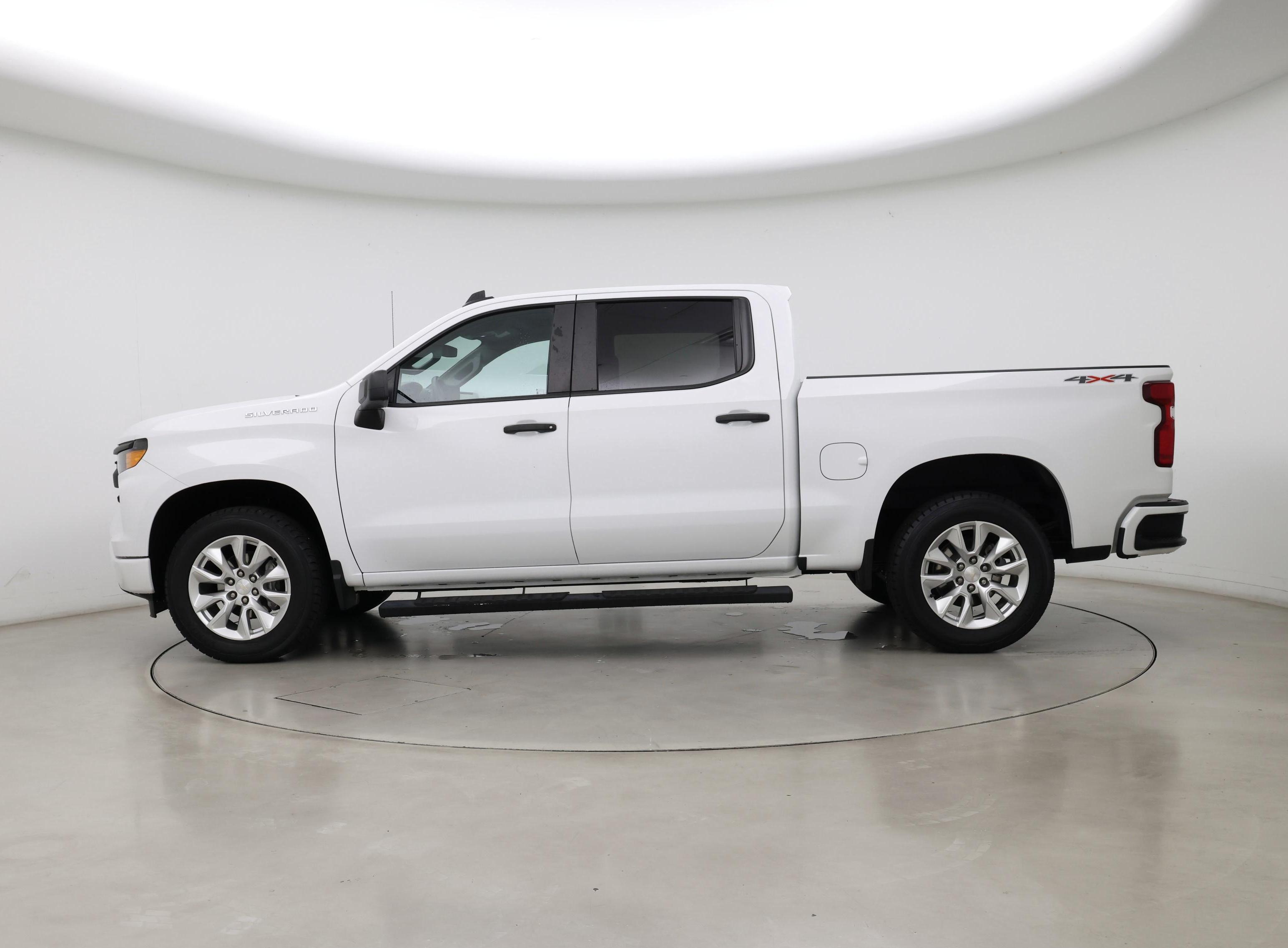 Thumbnail: 2023 Chevrolet Silverado 1500 - 3