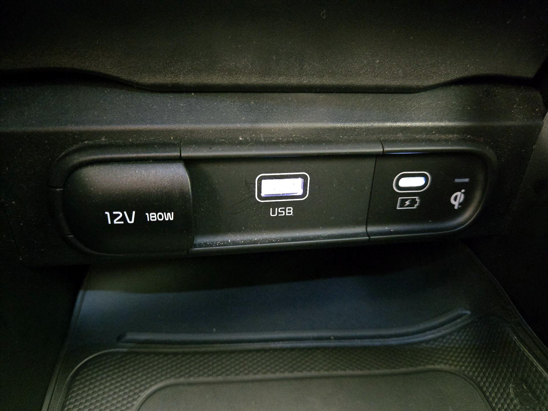 Thumbnail: 2024 Kia Telluride - 19