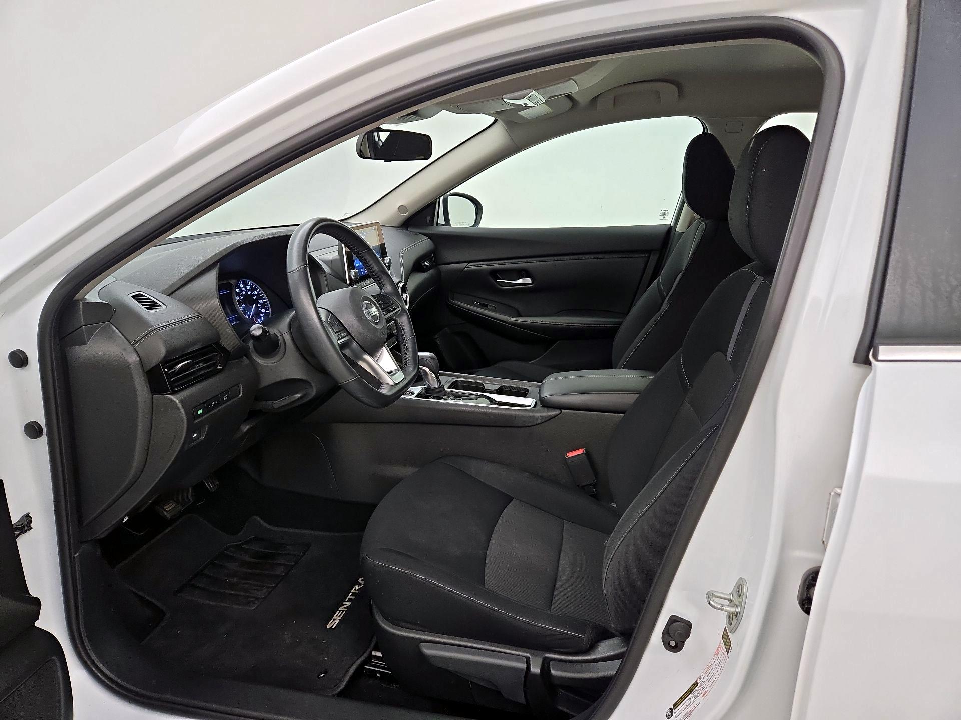 Thumbnail: 2023 Nissan Sentra - 11