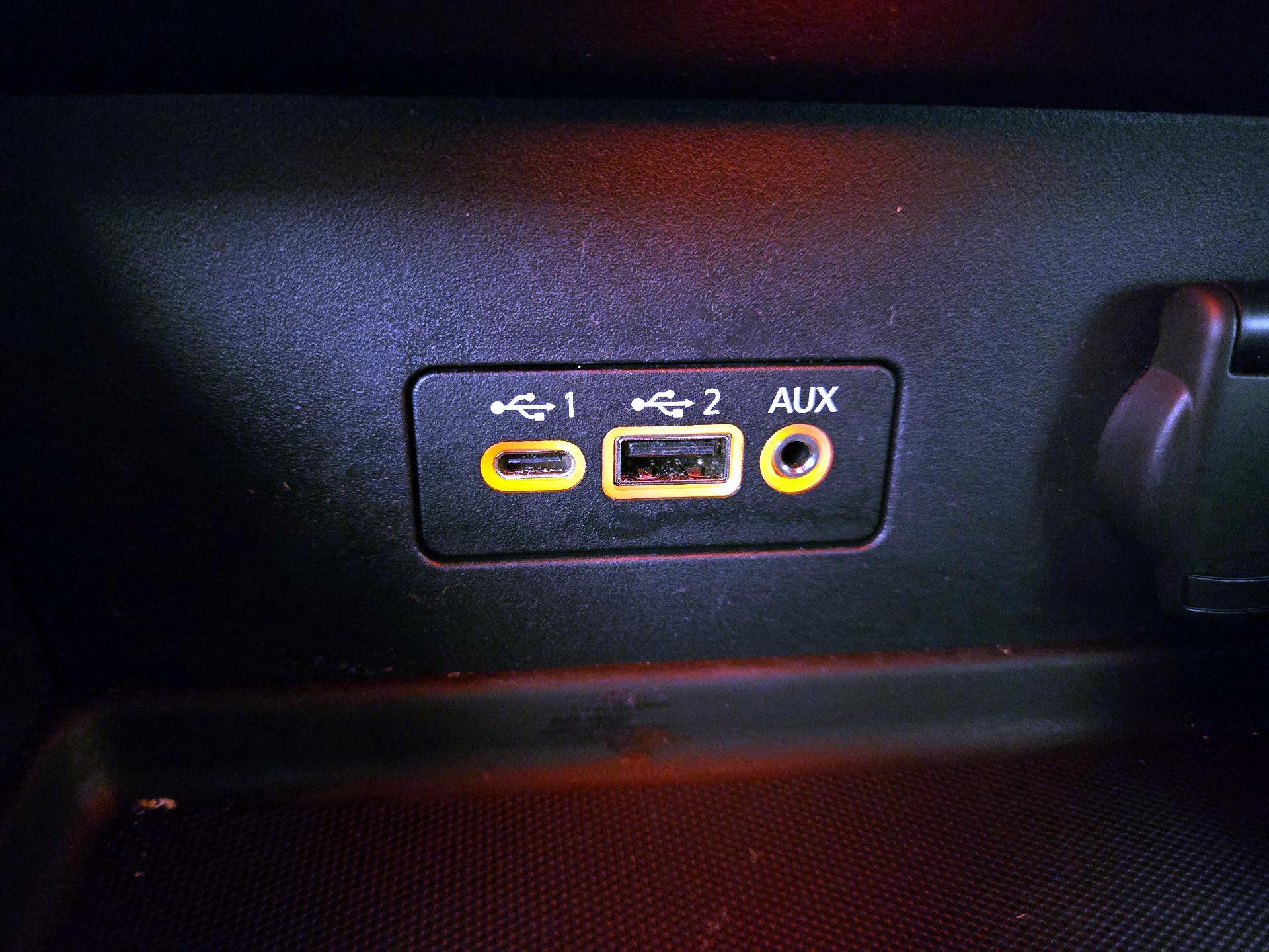 Thumbnail: 2023 Nissan Sentra - 18