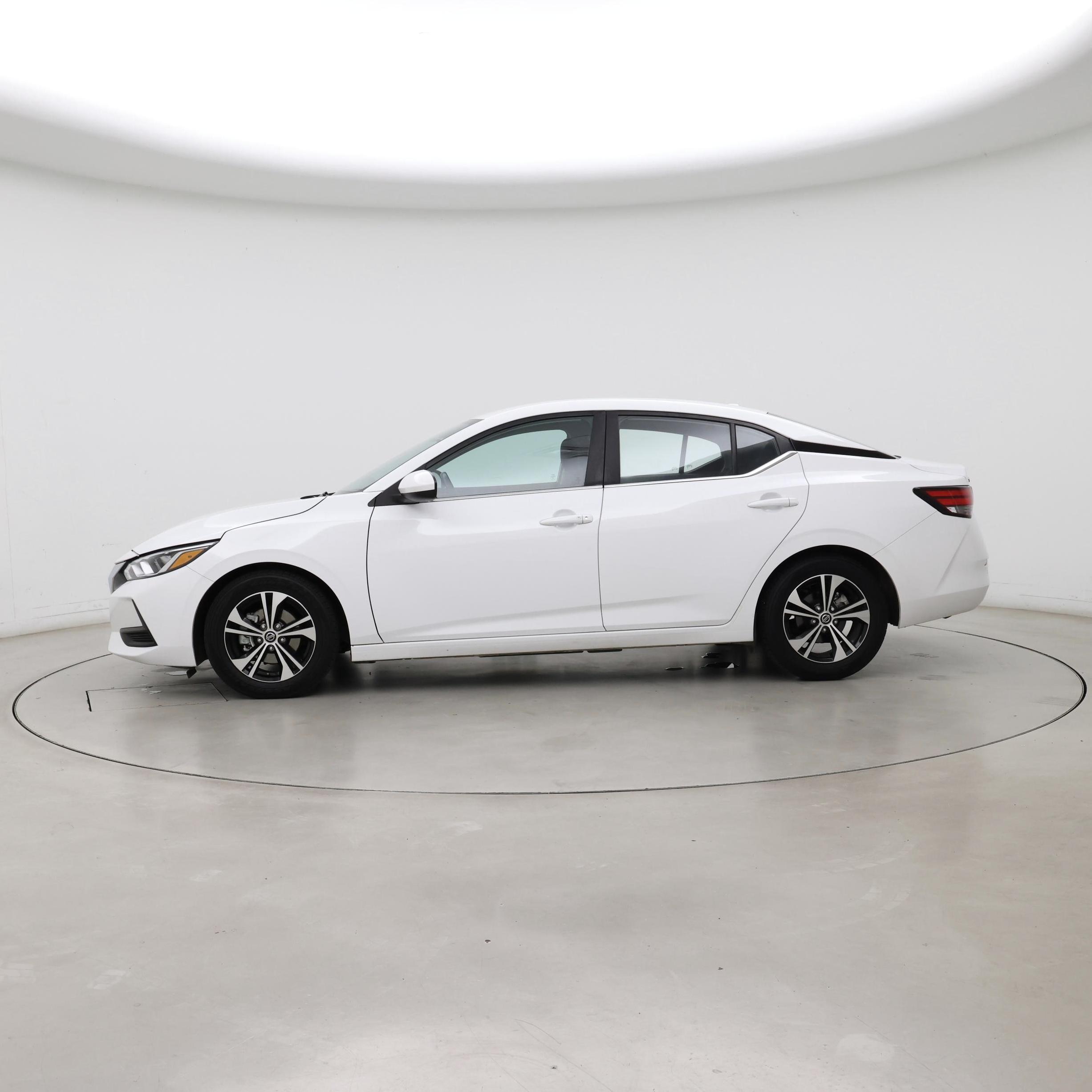 Thumbnail: 2023 Nissan Sentra - 3