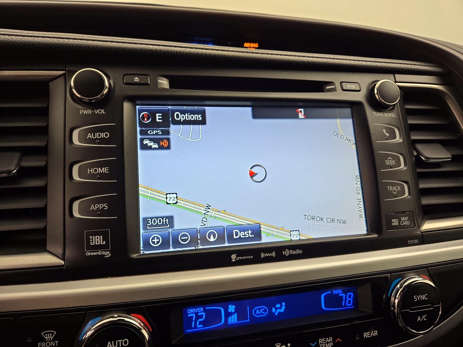 Thumbnail: 2017 Toyota Highlander - 14