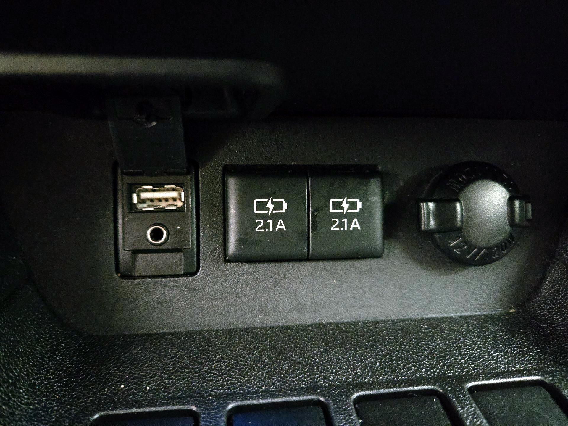 Thumbnail: 2017 Toyota Highlander - 19