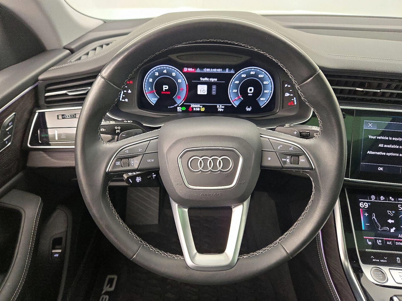 2023 Audi Q8 Prestige - Photo 11