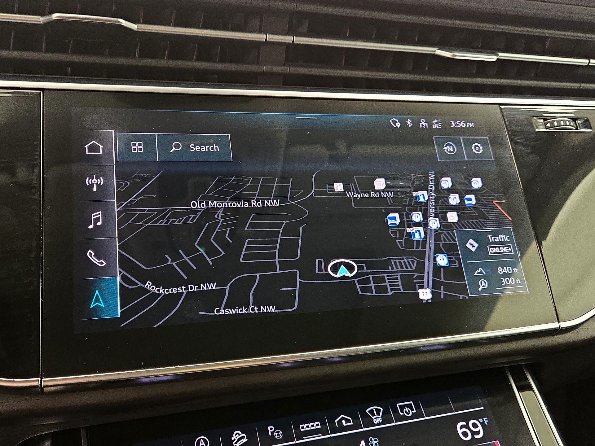 Thumbnail: 2023 Audi Q8 - 14
