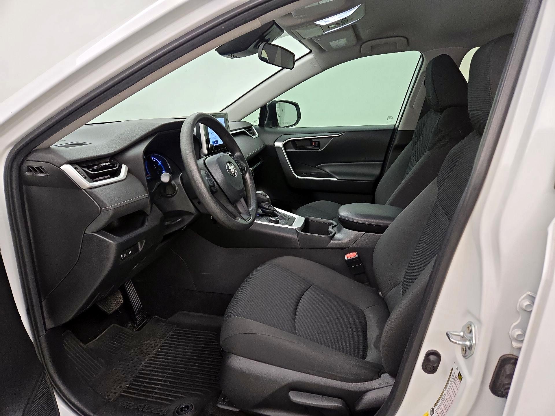 Thumbnail: 2024 Toyota RAV4 - 11